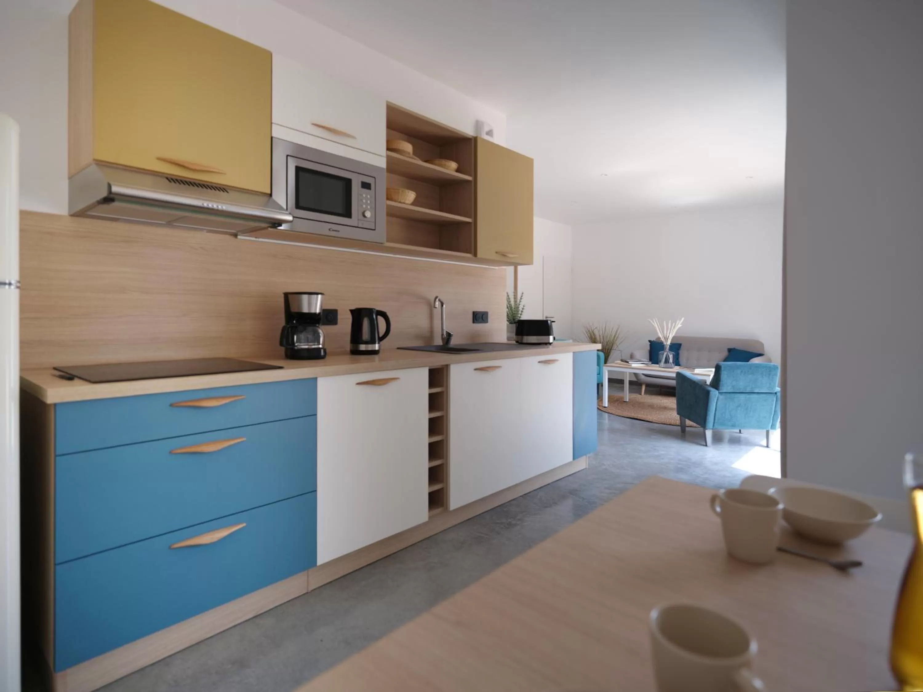 Kitchen or kitchenette, Kitchen/Kitchenette in Côté Océan Resort