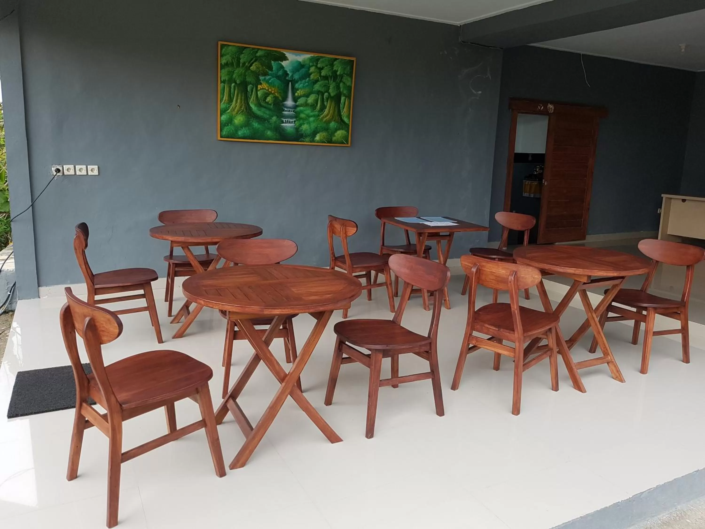 Restaurant/places to eat in Nusa Penida Pini Sentana