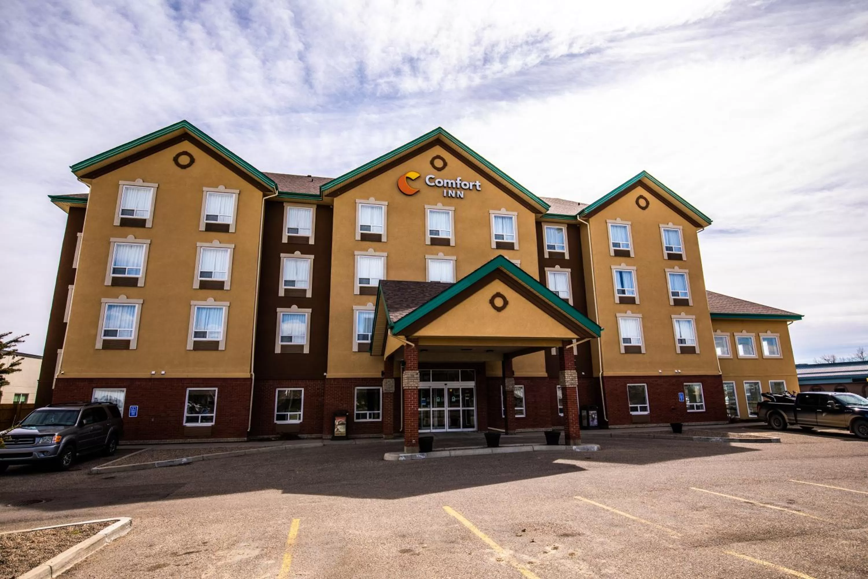 Property building in Comfort Inn