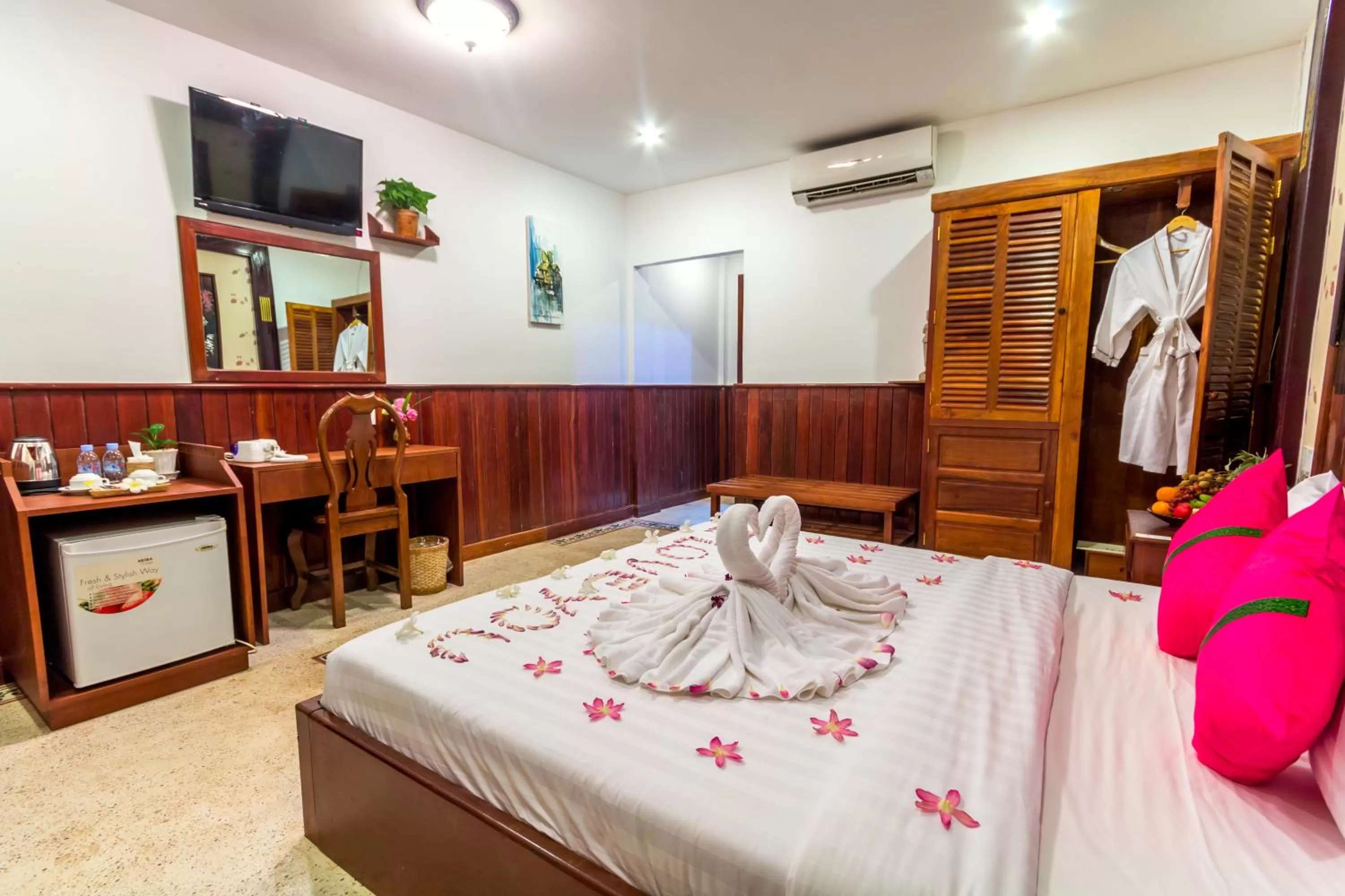 Bed in BayStone Resort