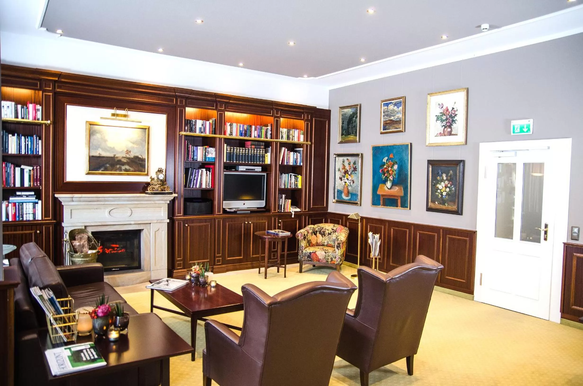 Library in Hotel Kaiserhof