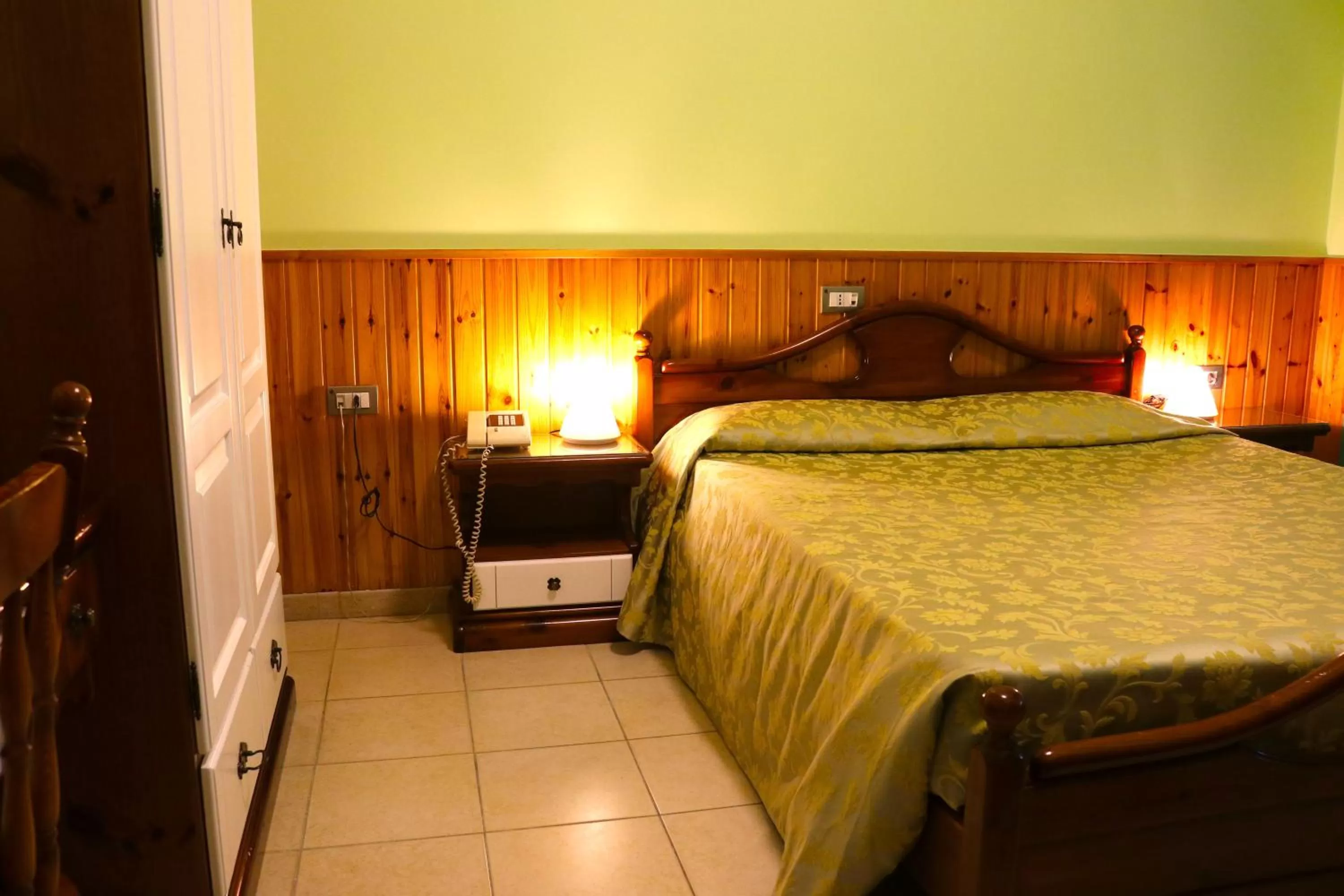 Photo of the whole room, Bed in Tourist Hotel