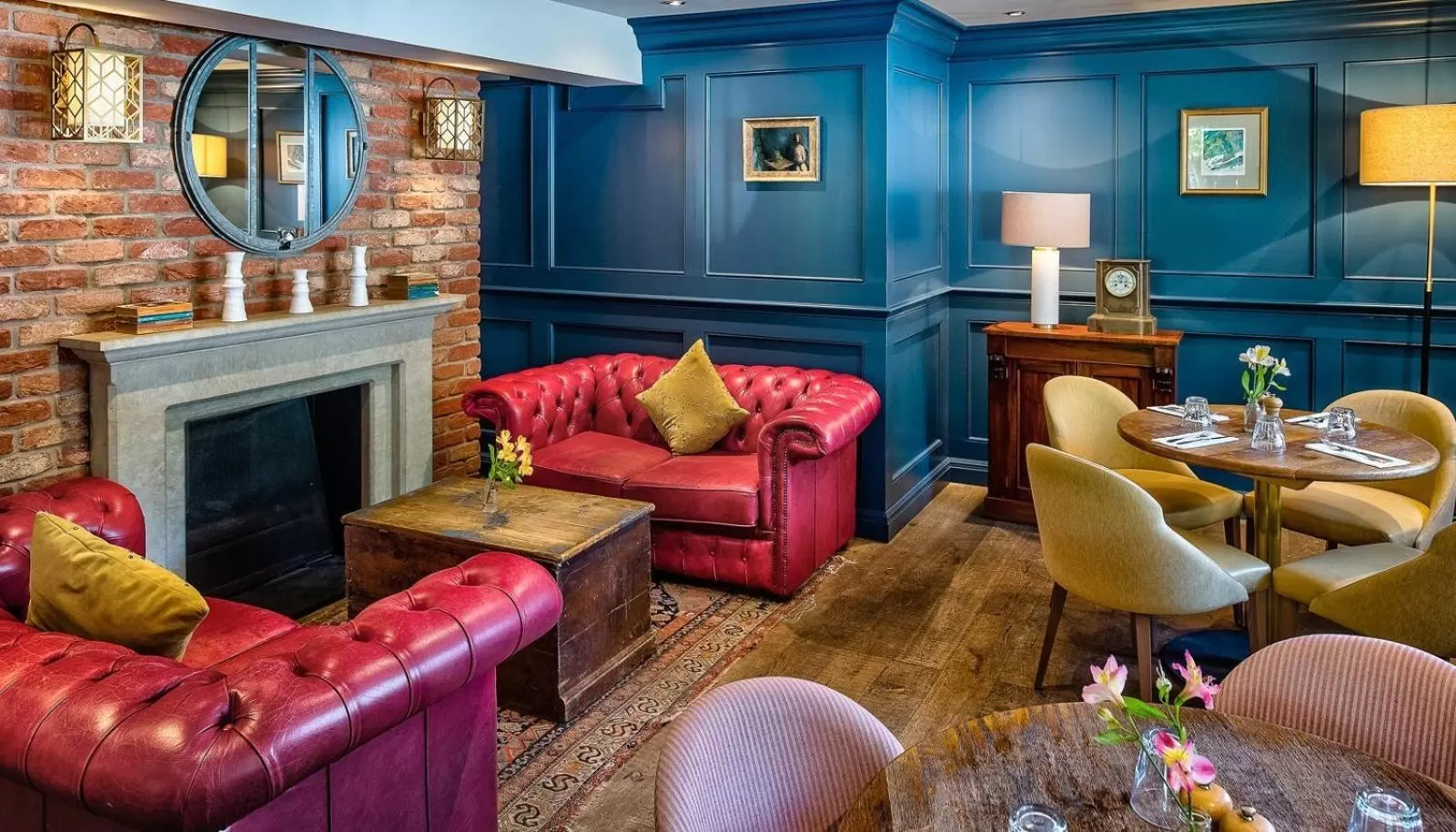Lounge or bar in The Great House, Sonning, Berkshire