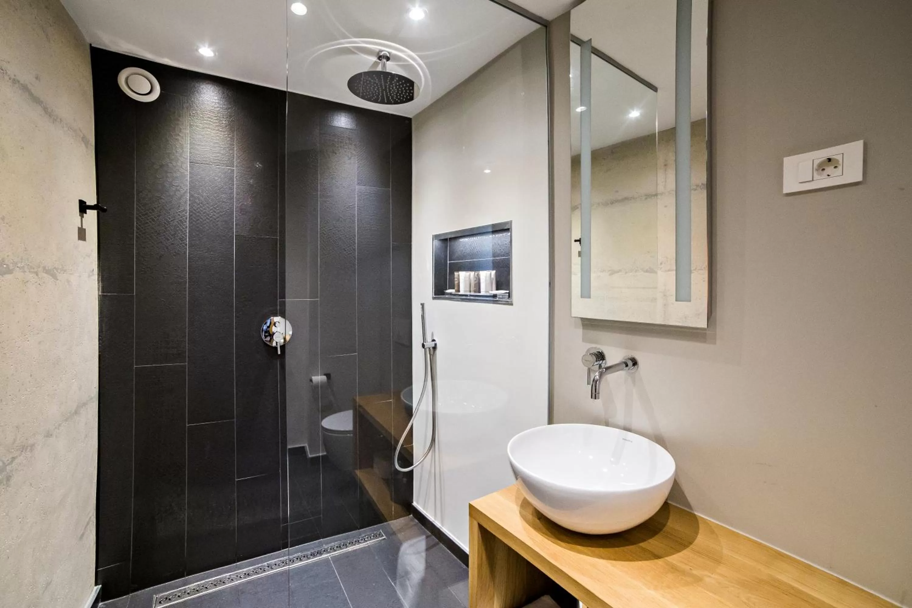 Bathroom in MEMENTO B&B Piran