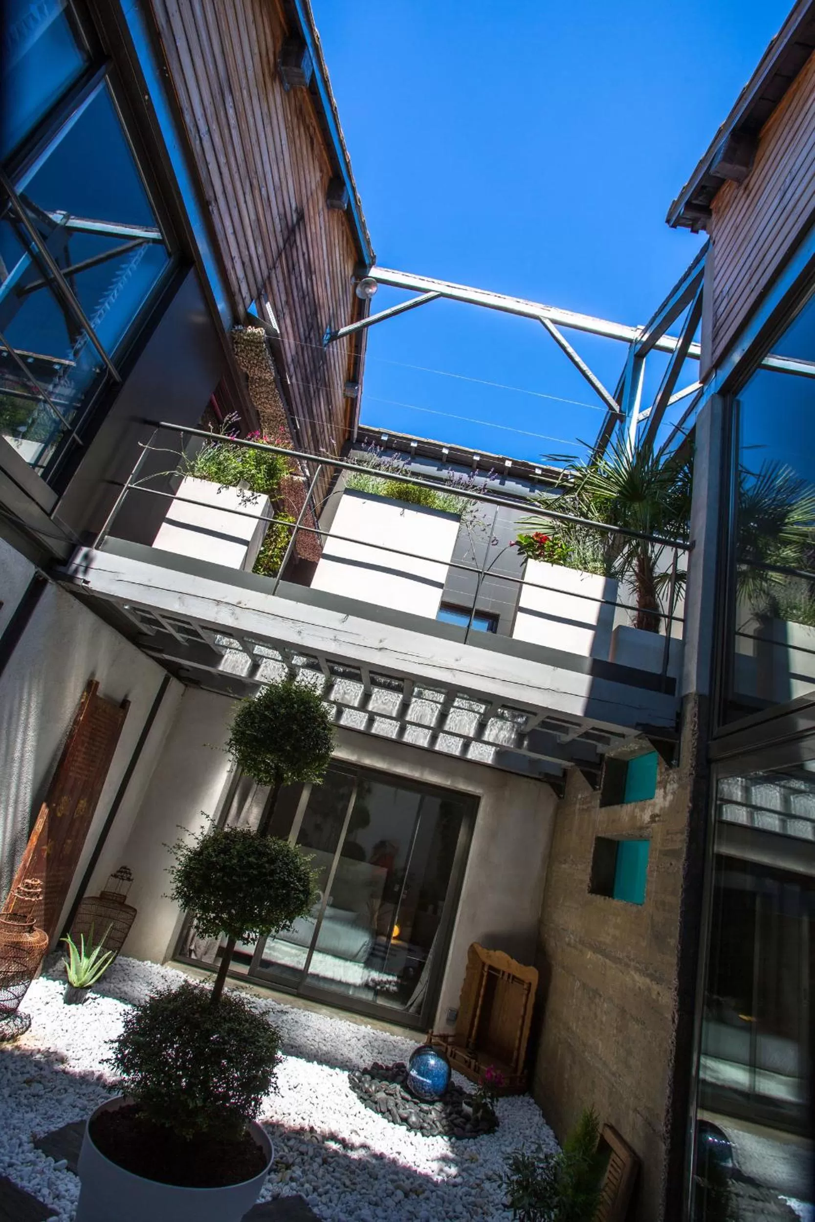 Garden in Be Loft B&B Pool & Spa