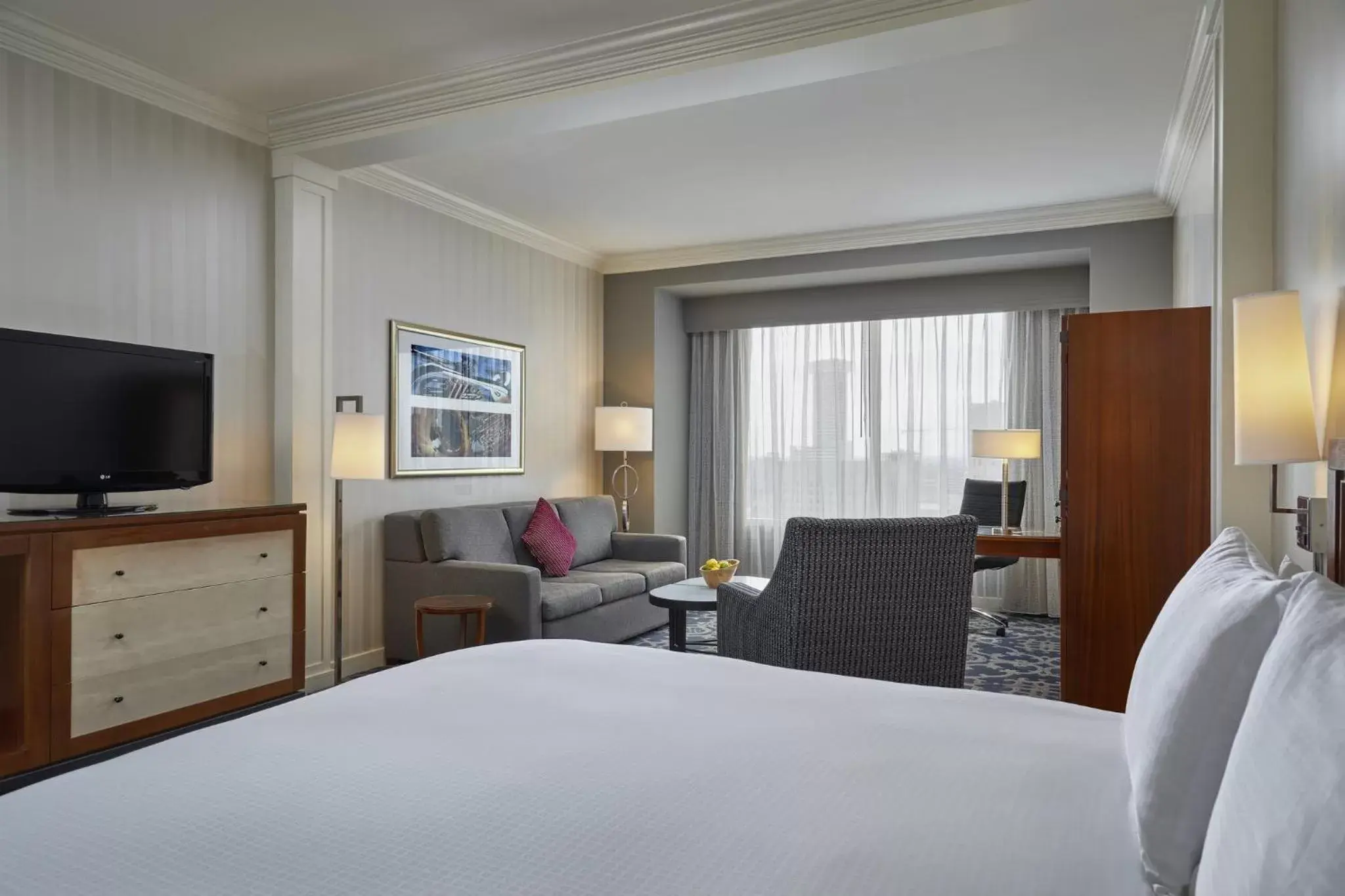 Grand City View Junior Suite King in Loews New Orleans Hotel Grand City View Junior Suite King in Loews New Orleans Hotel