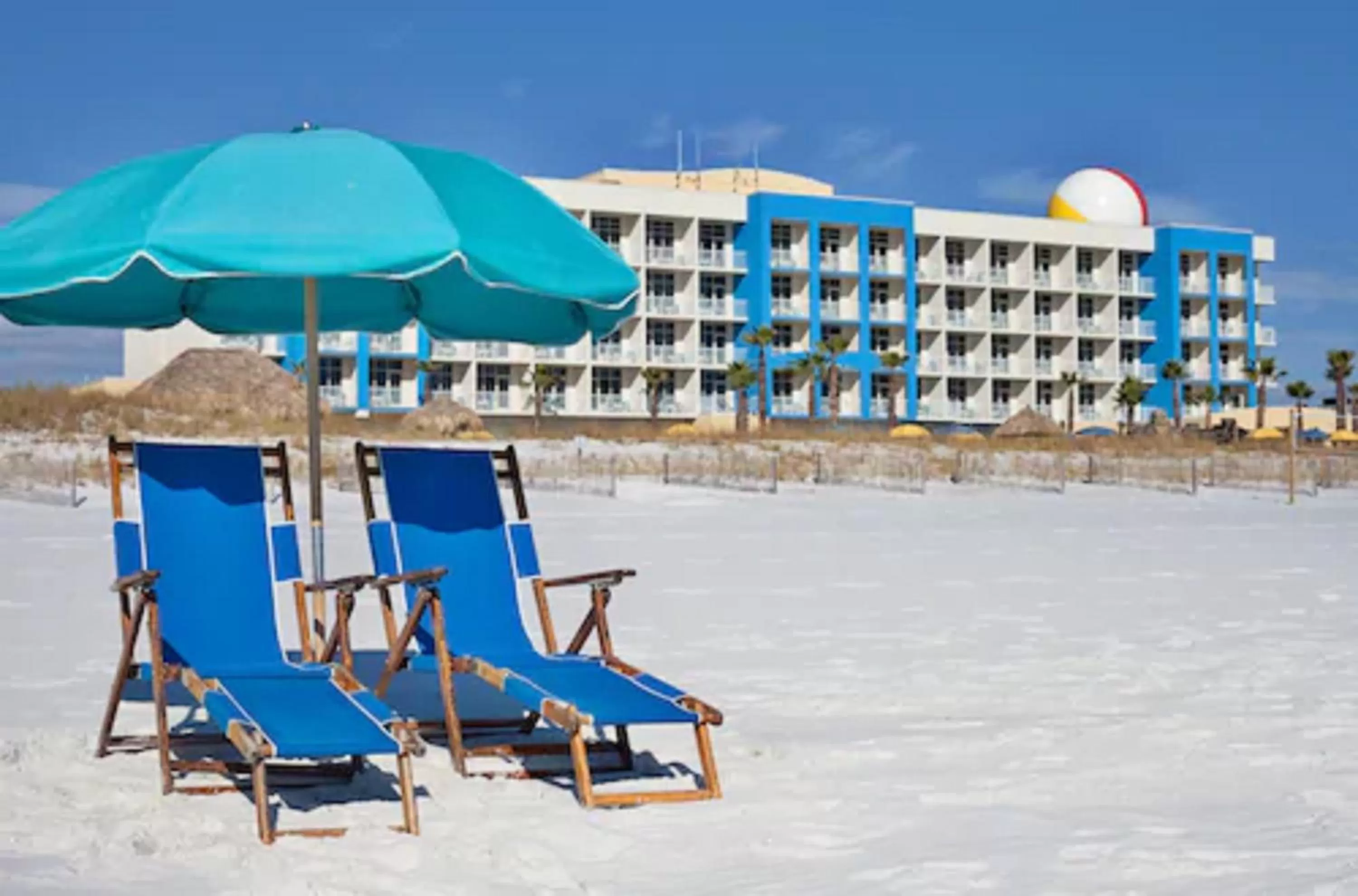 Beach in Holiday Inn Resort Fort Walton Beach by IHG