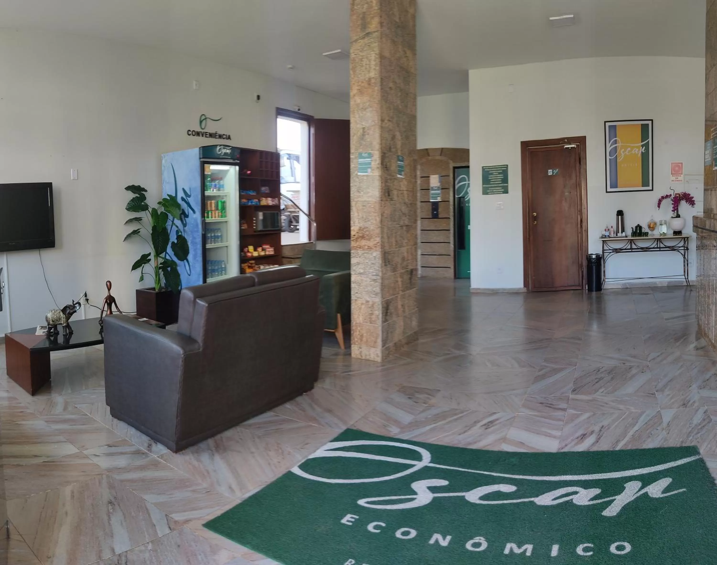 Lobby or reception in Hotel Oscar Econômico Montes Claros