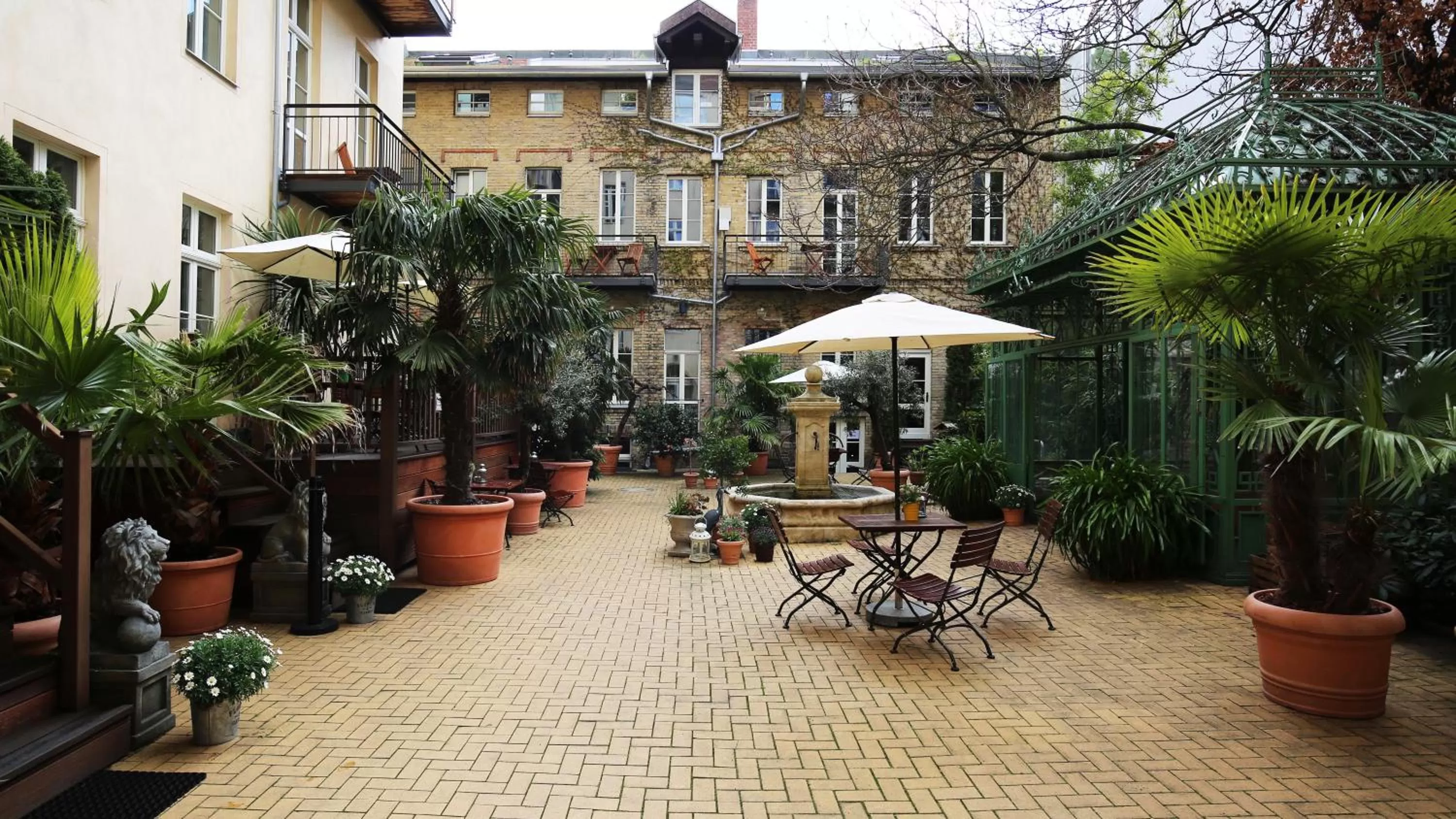 Patio in Garden Living - Boutique Hotel