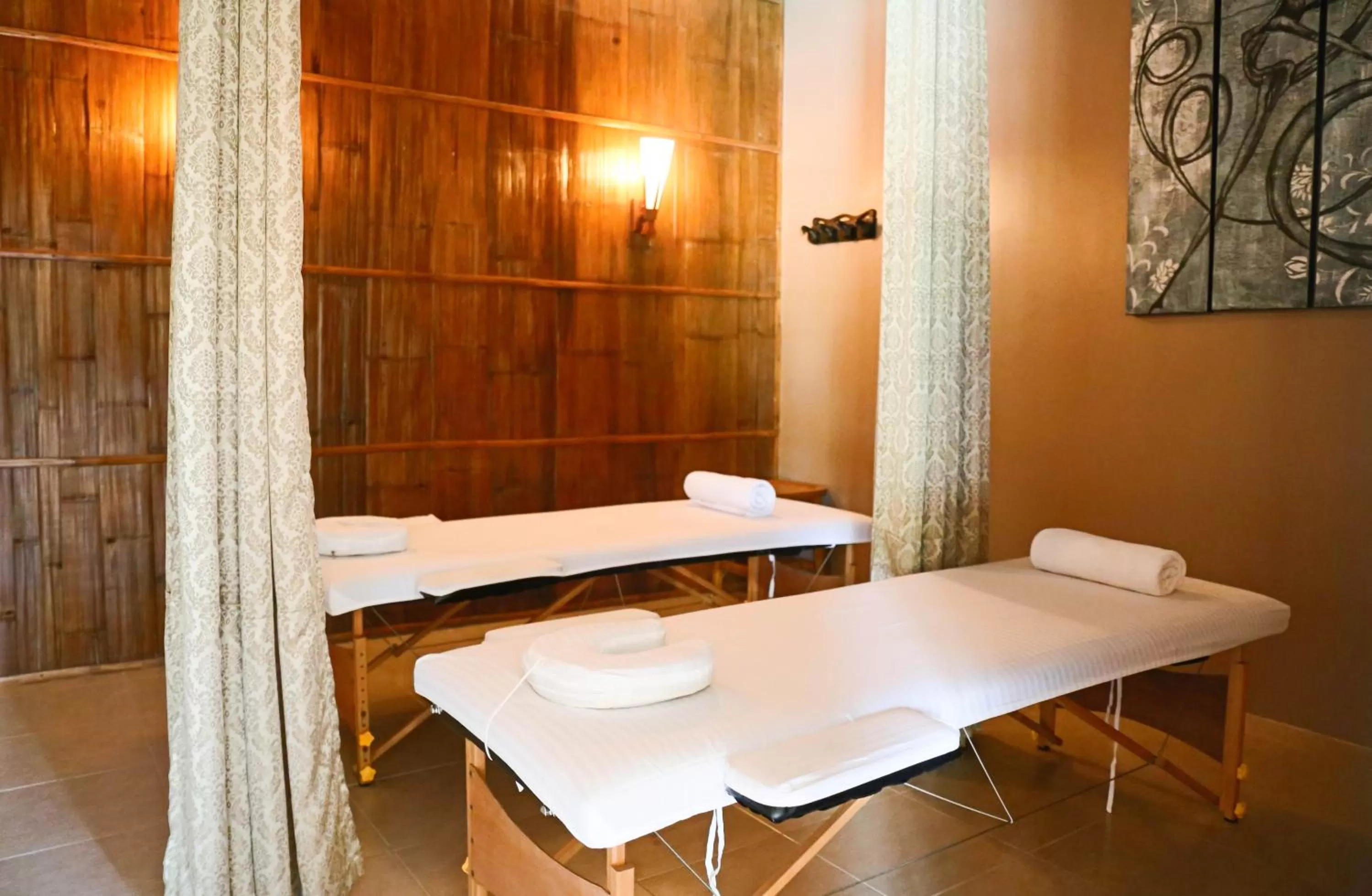 Massage in Turtle Bay Dive Resort