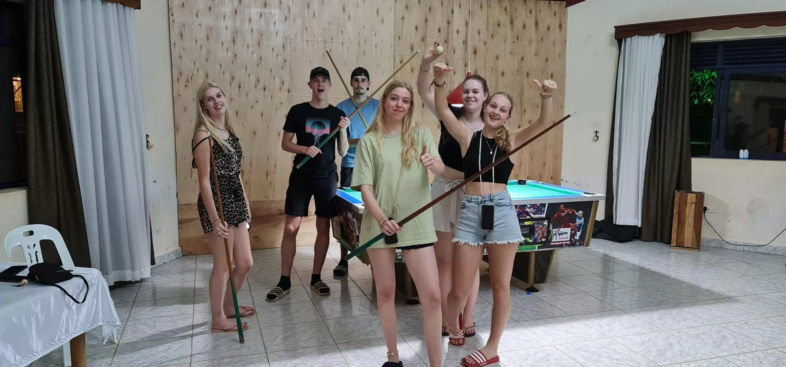 Billiard in Northern Pearl