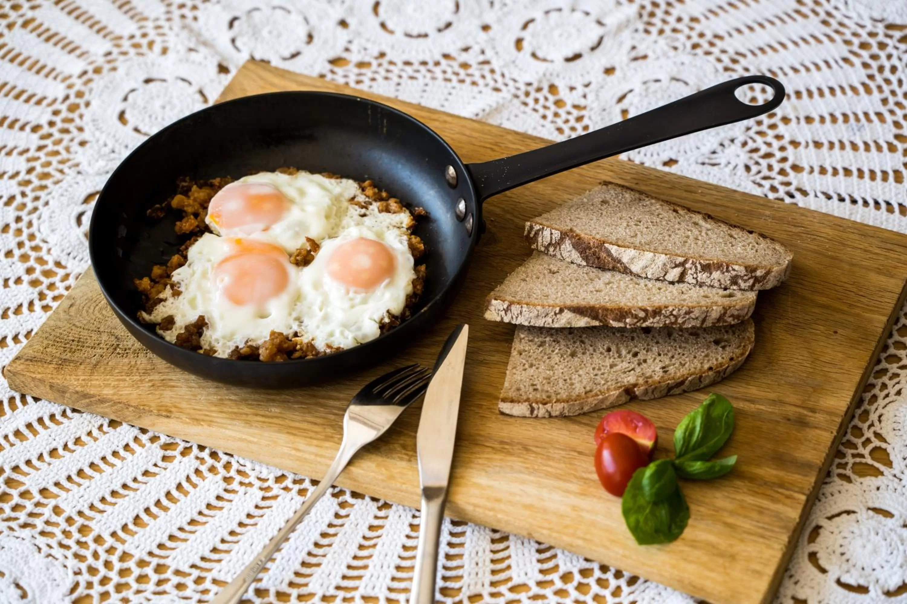 Breakfast in Hiša Poljana Rooms