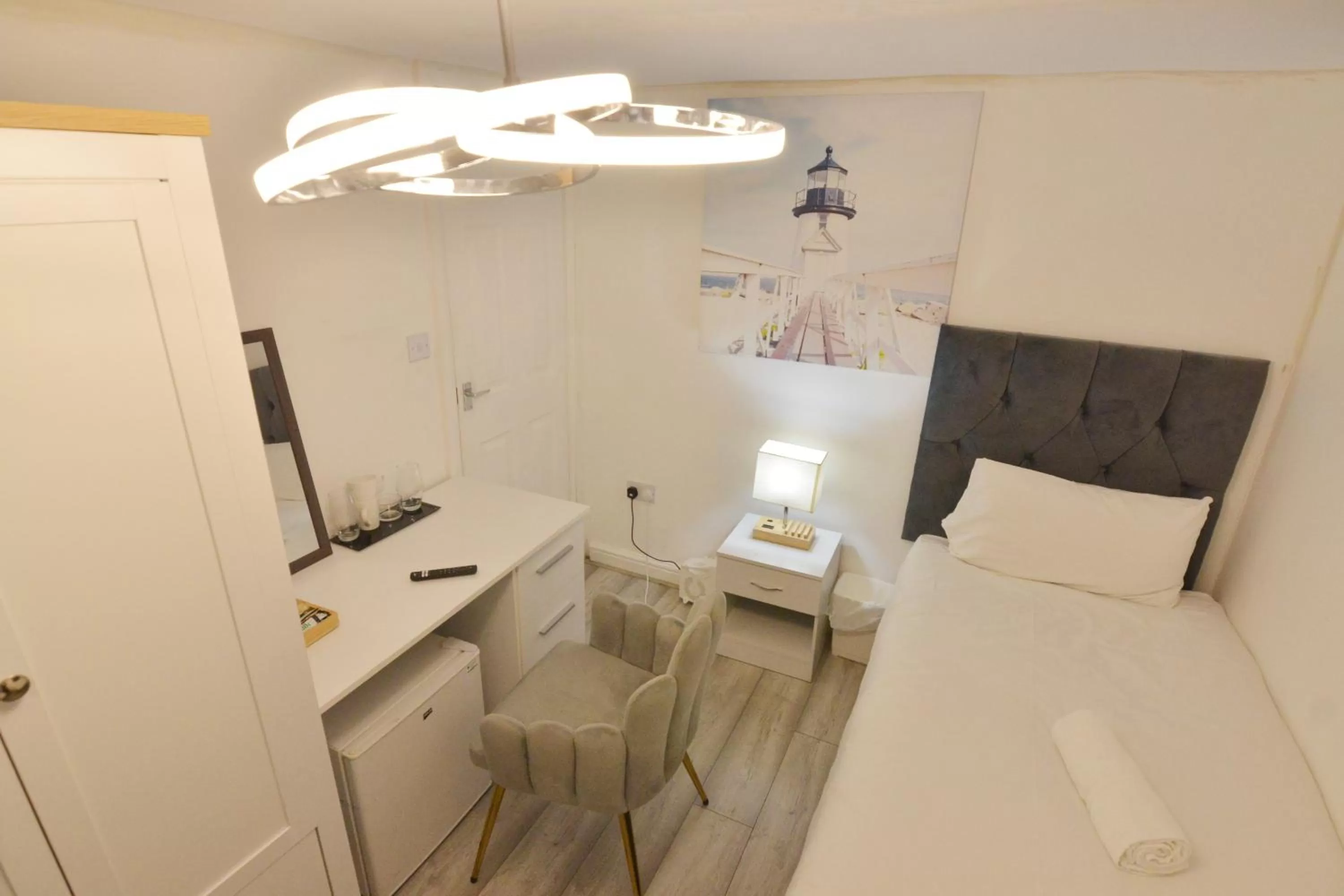 Bed in Anchor Guest House