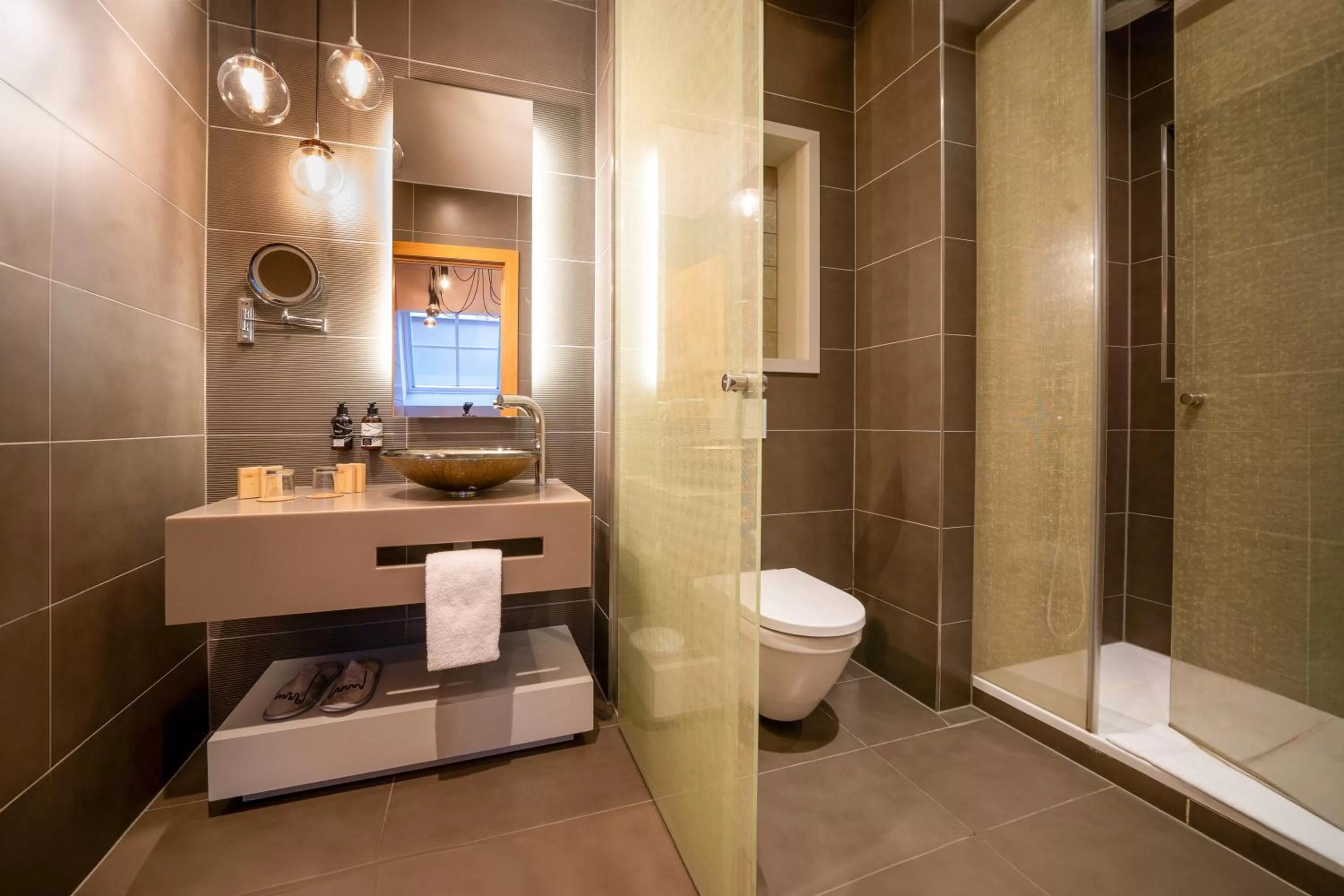 Shower in INNSiDE by Meliá Prague Old Town