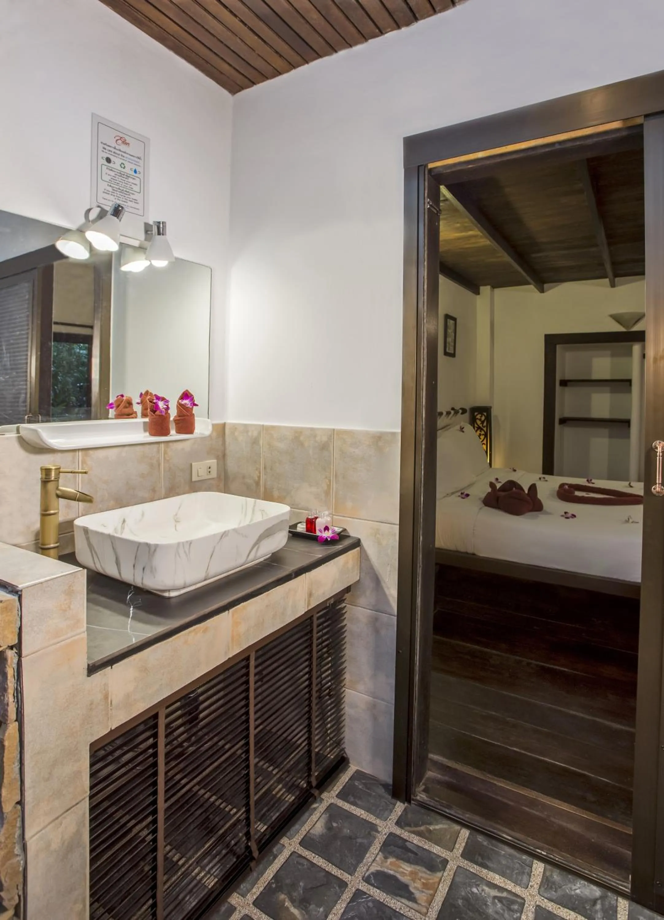 Bathroom, Bed in Eden Bungalows Fisherman's village