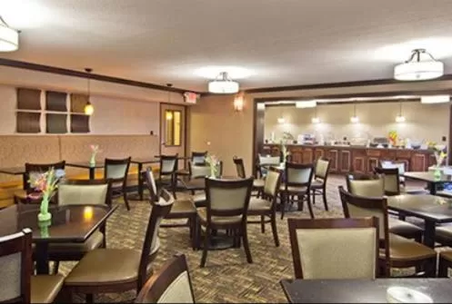 Restaurant/places to eat in Quality Inn Chillicothe
