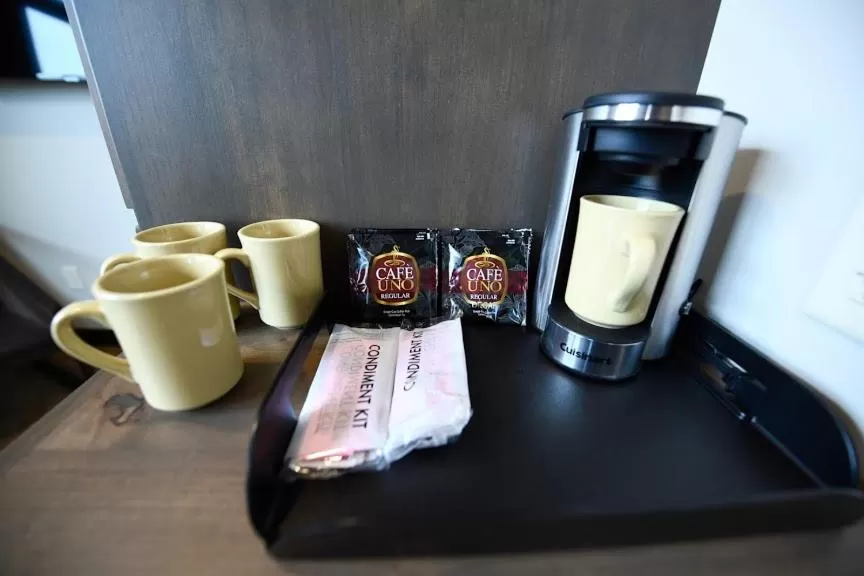 Coffee/tea facilities in Crosby Lofts