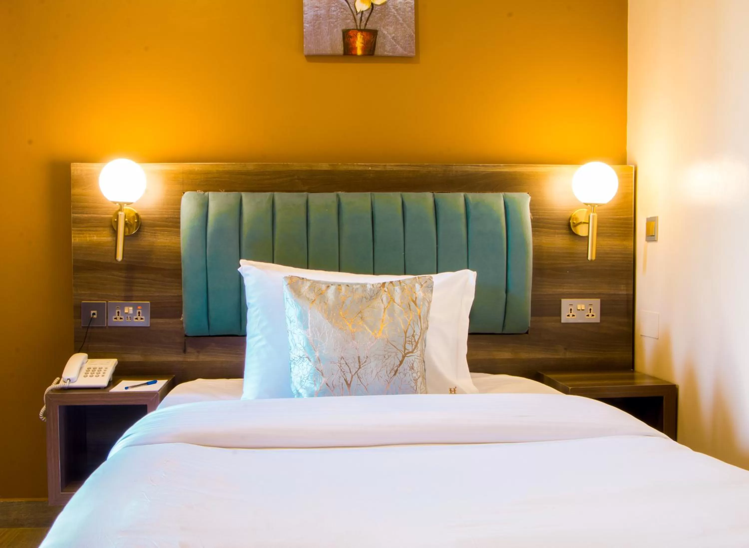 Bed in Hotel Horizon Entebbe