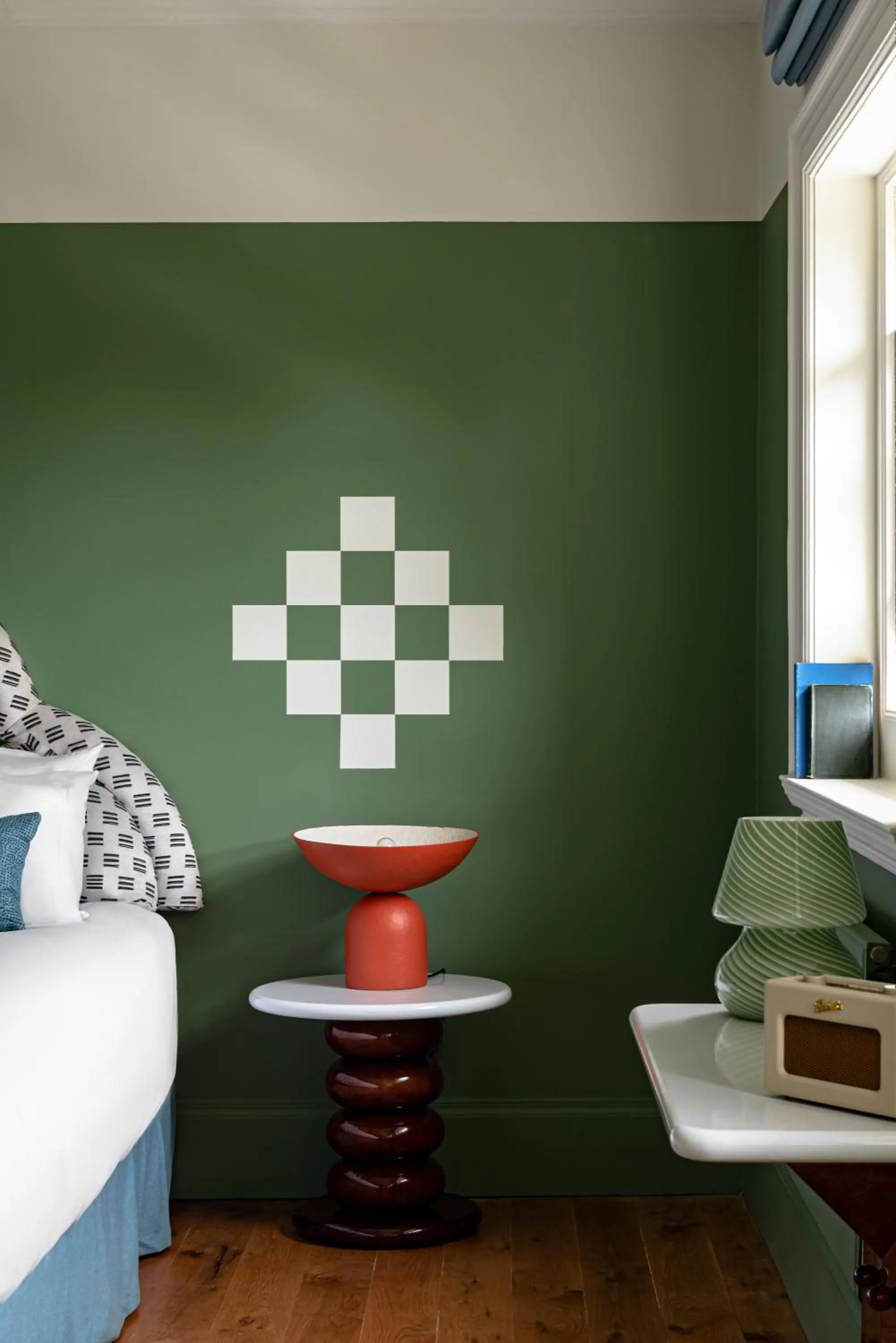 Decorative detail, Bed in Cowley Manor Experimental