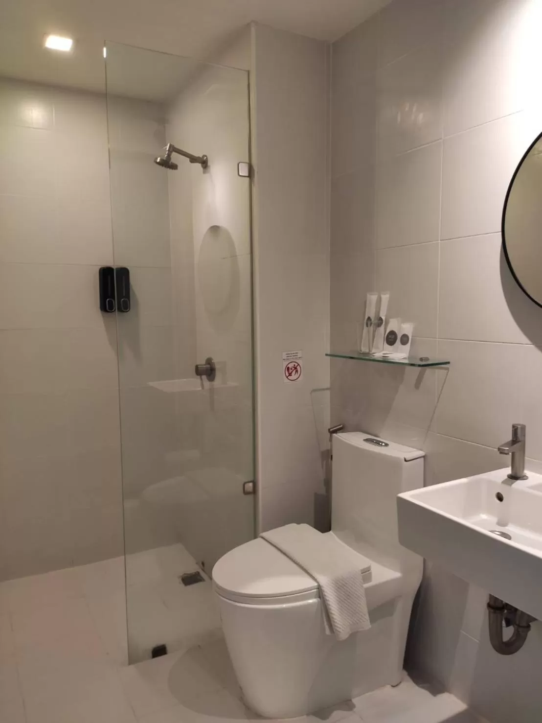 Bathroom in POR Santitham