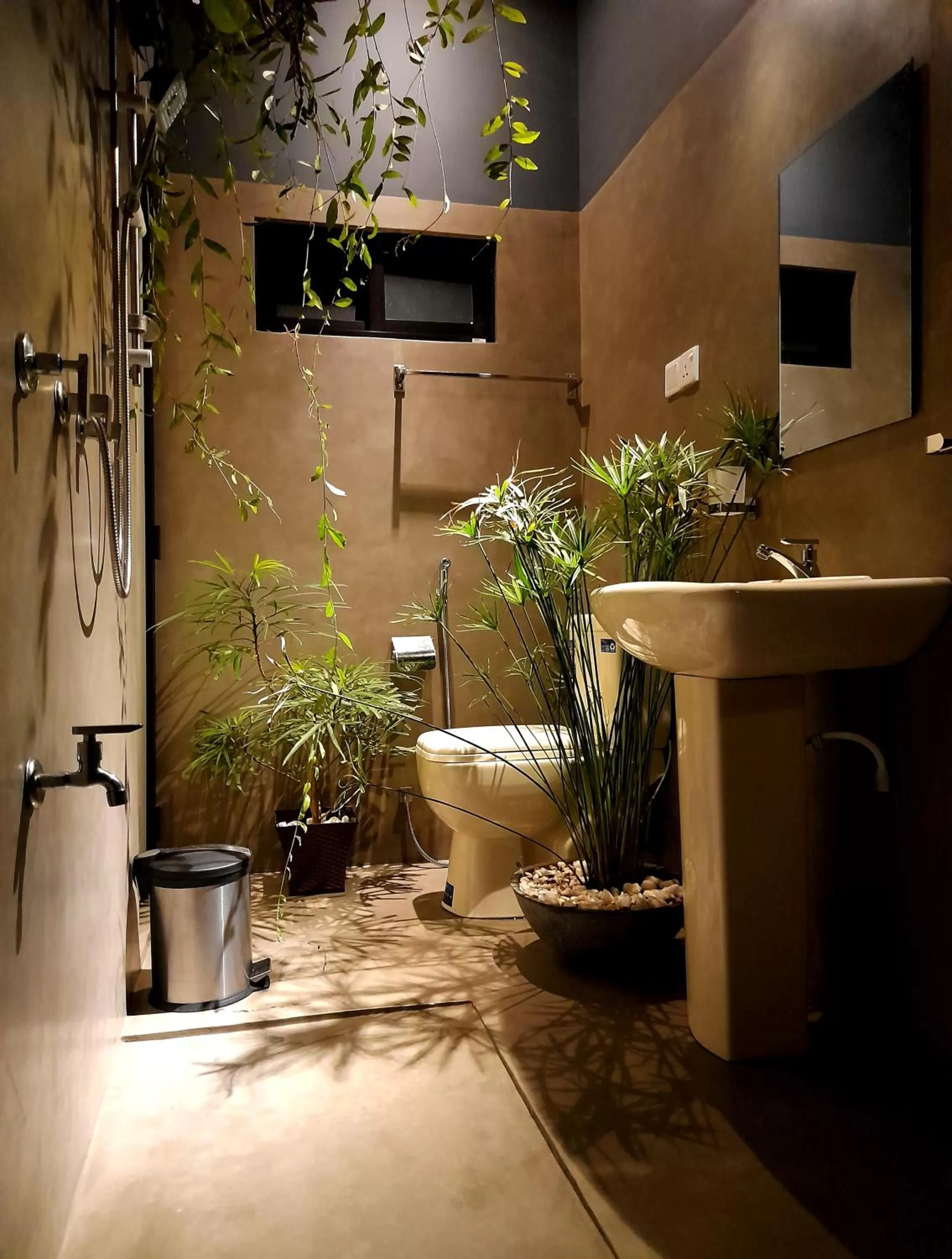 Shower in Weligama Bay Watsila Resort