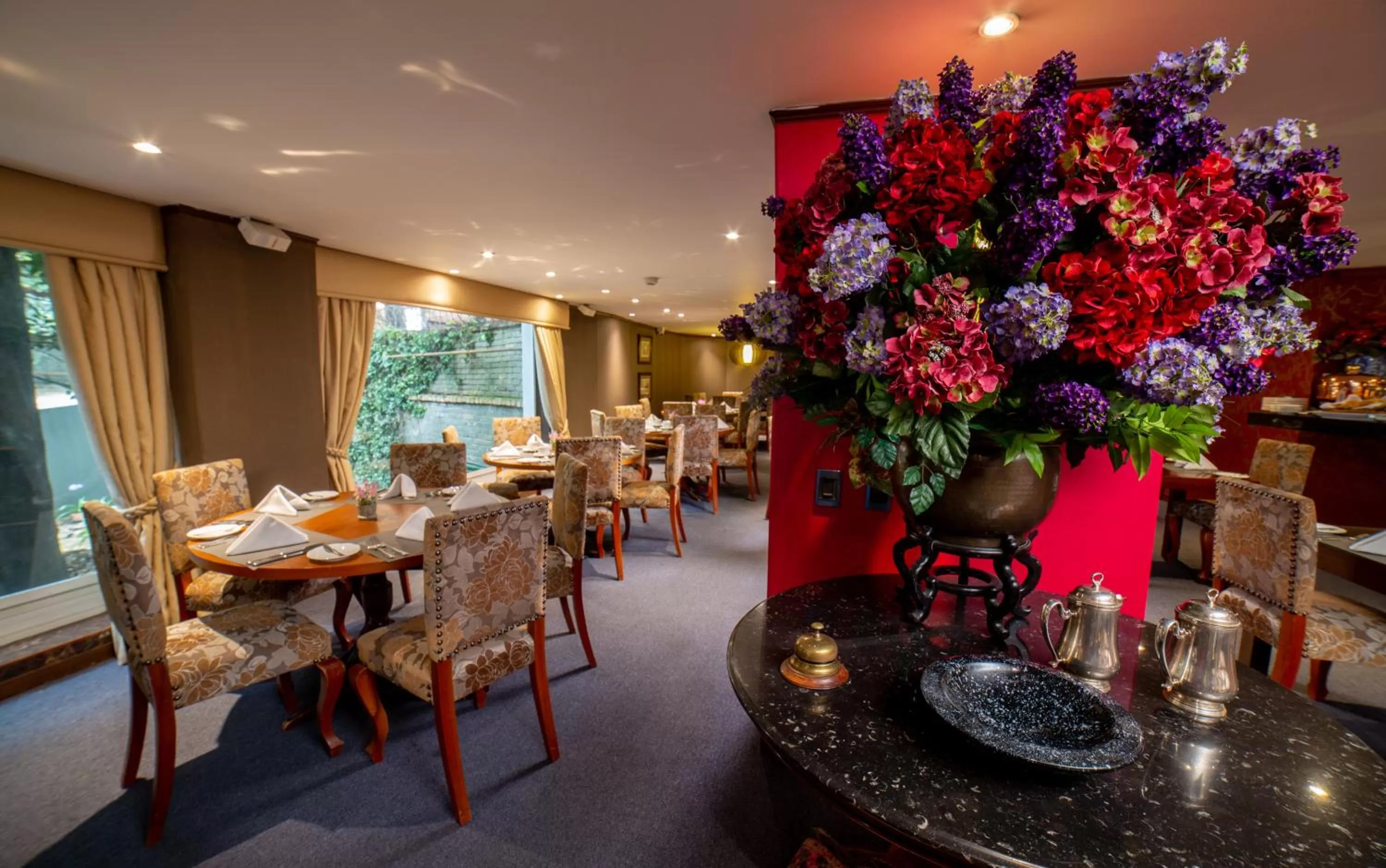 Restaurant/places to eat in Hotel Portón de la Cabrera