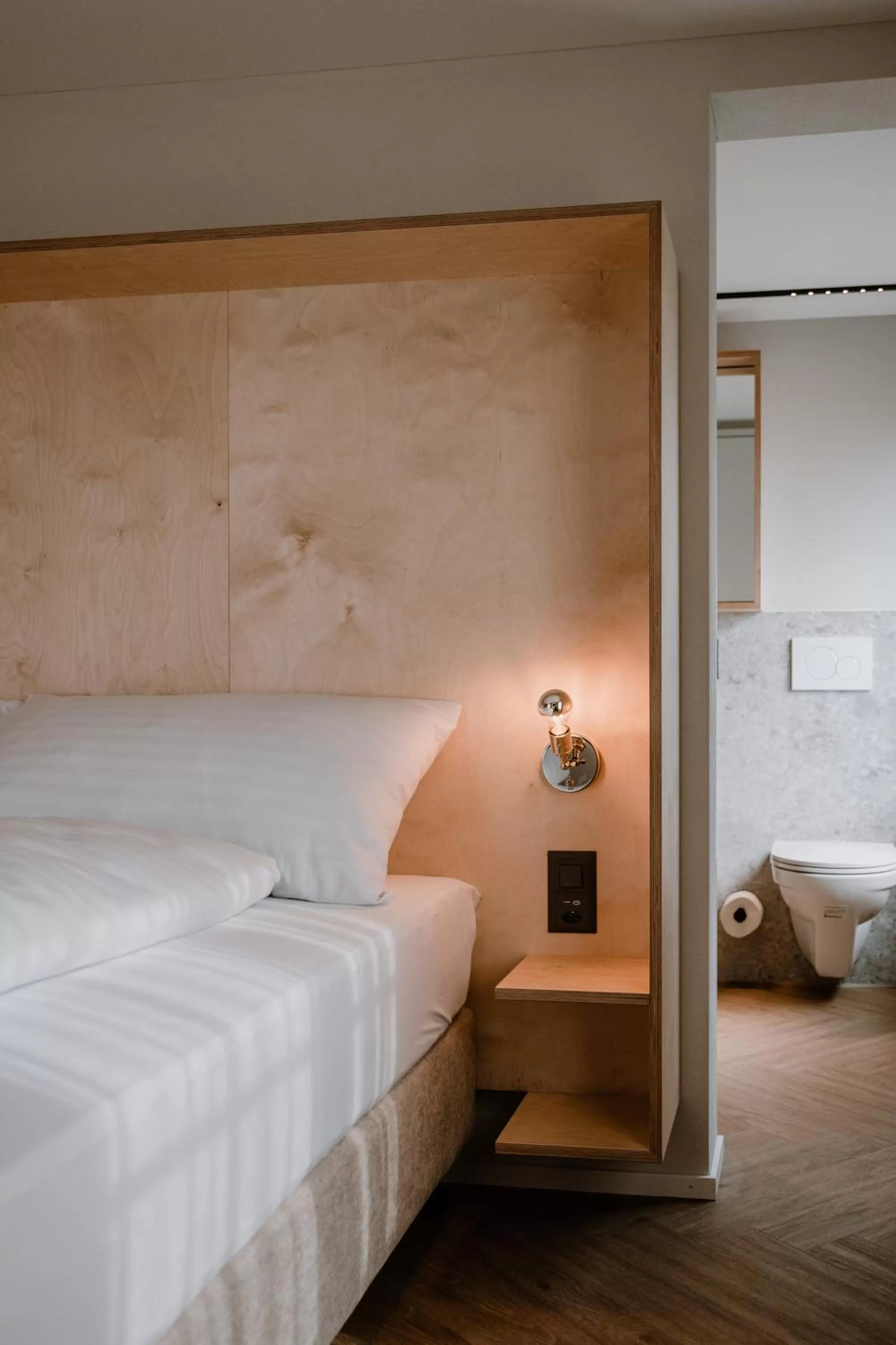 Bed in Hotel Müllers Self-Check-In