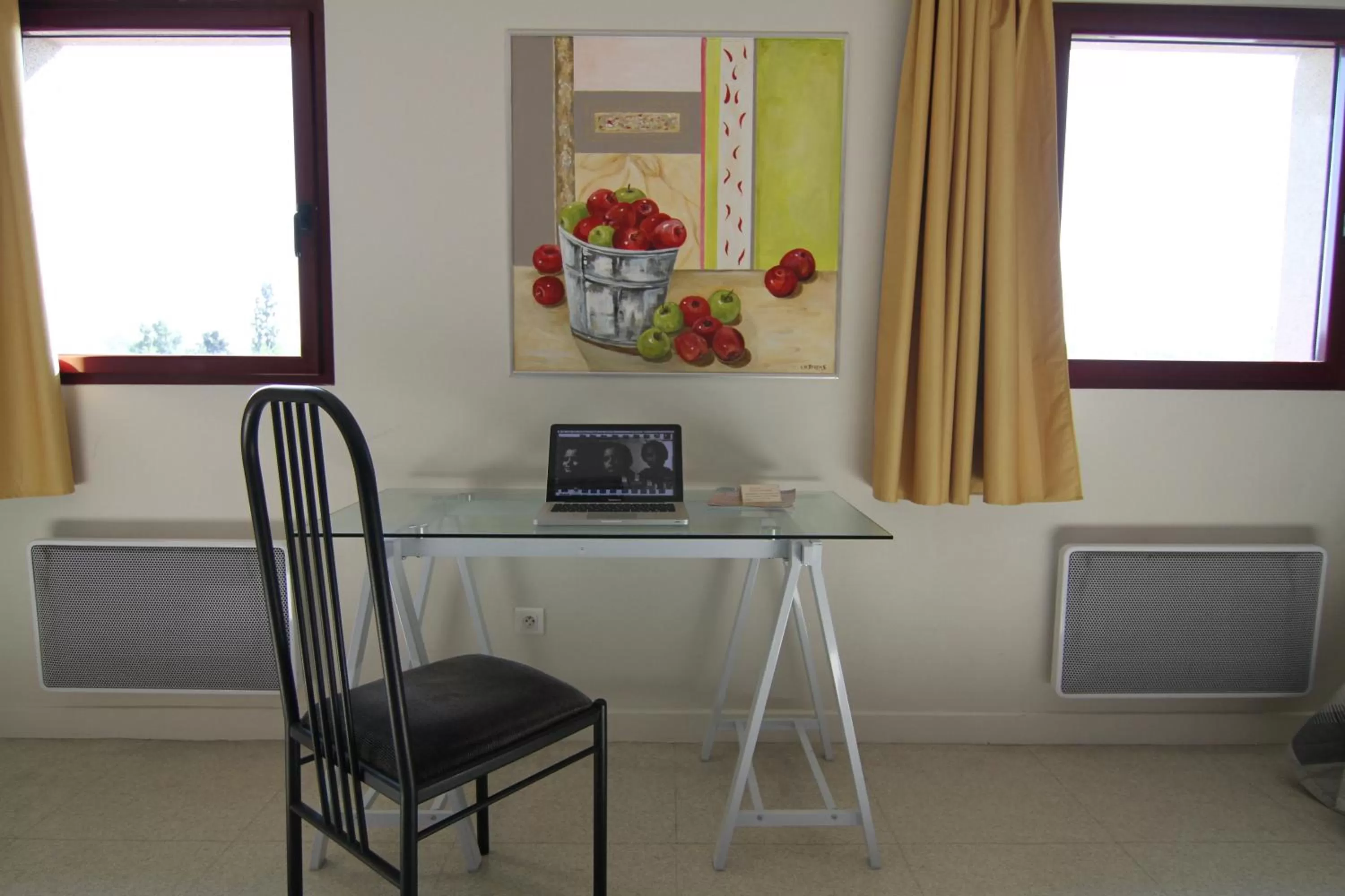 Seating area in Hotel Le Saint Vincent Lyon Sud