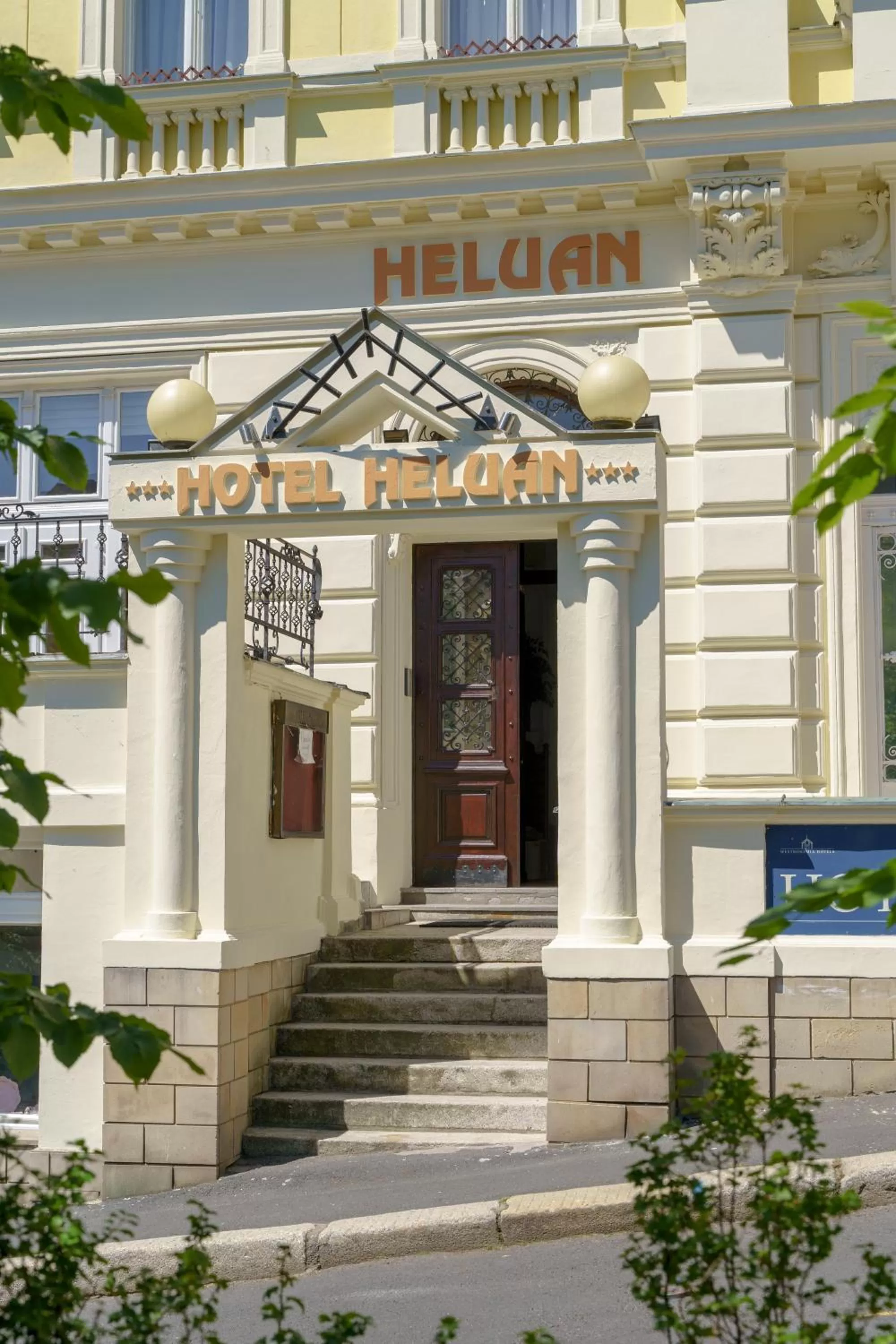 Hotel Heluan