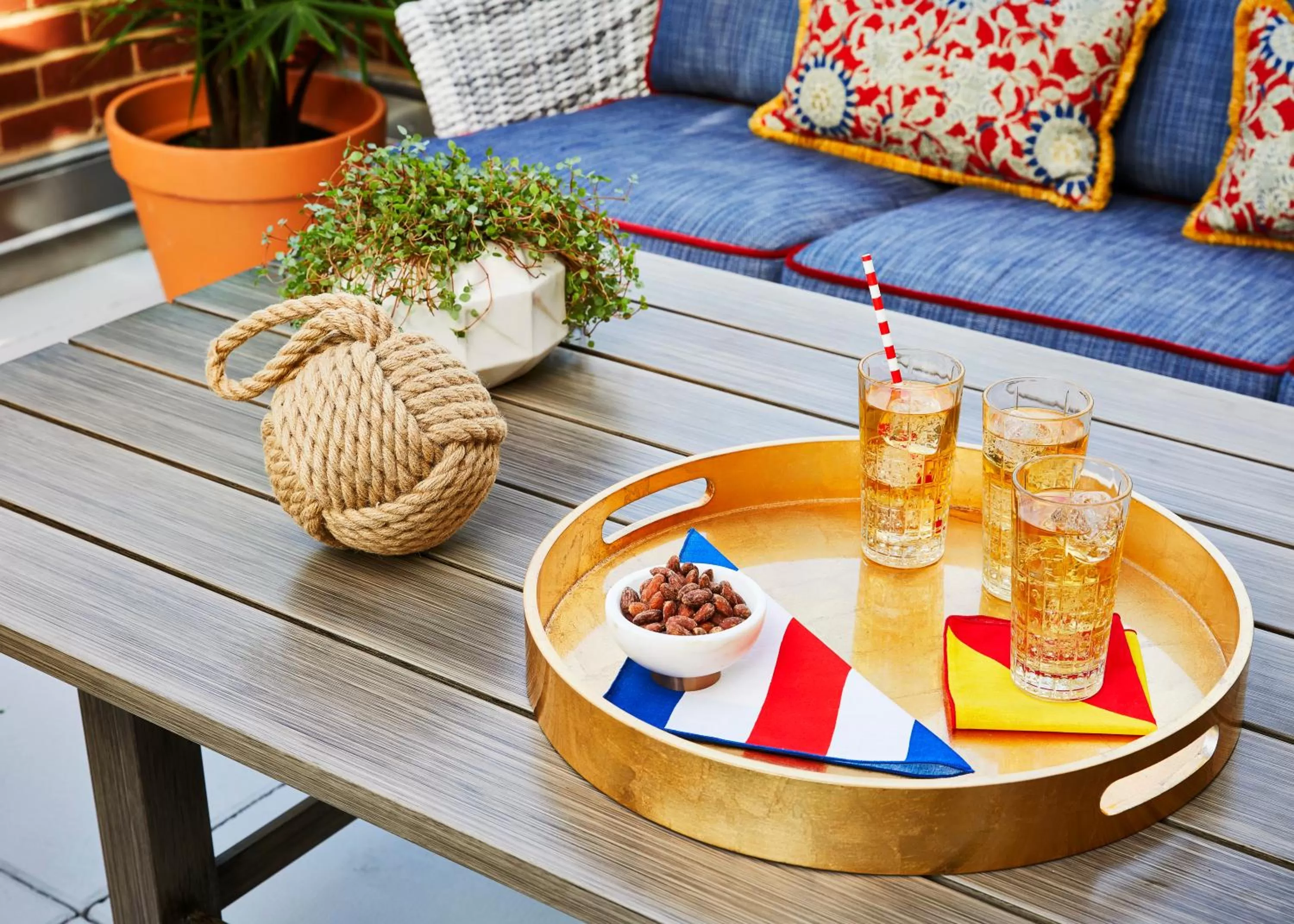 Food and drinks in Graduate by Hilton Annapolis