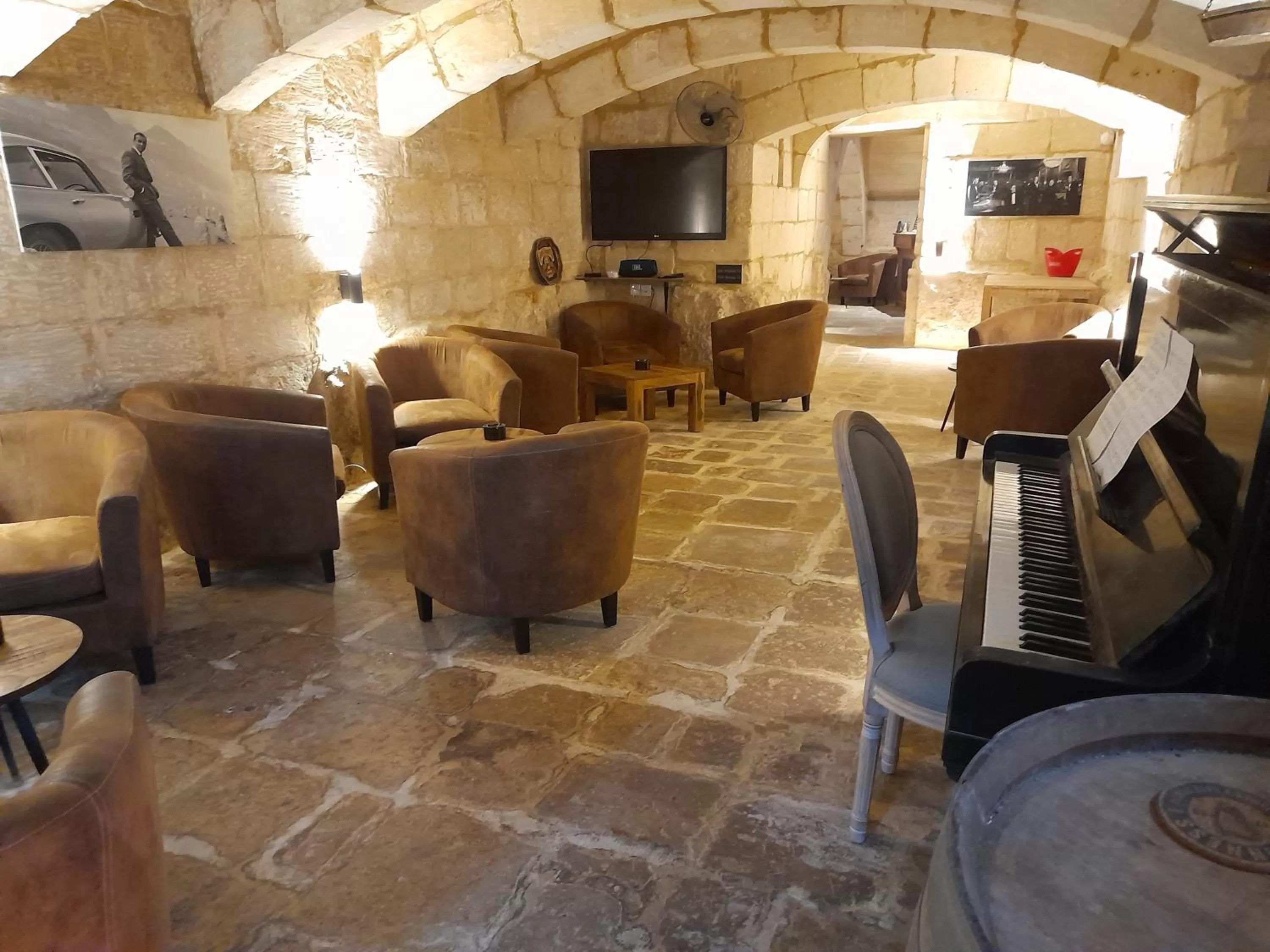 Lounge or bar in Palazzo Pisani Malta Boutique and SPA