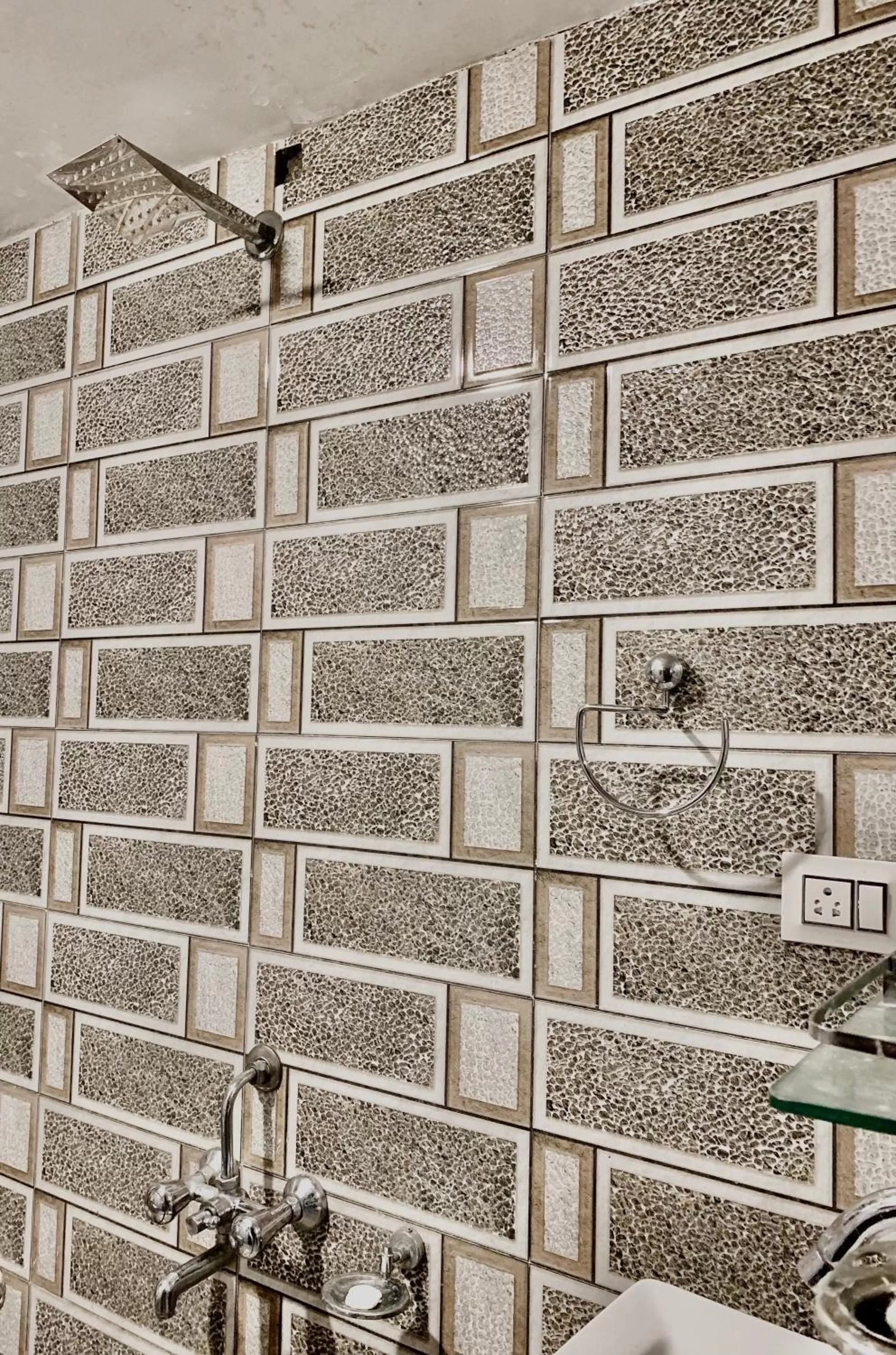 Bathroom in Hotel Crescent