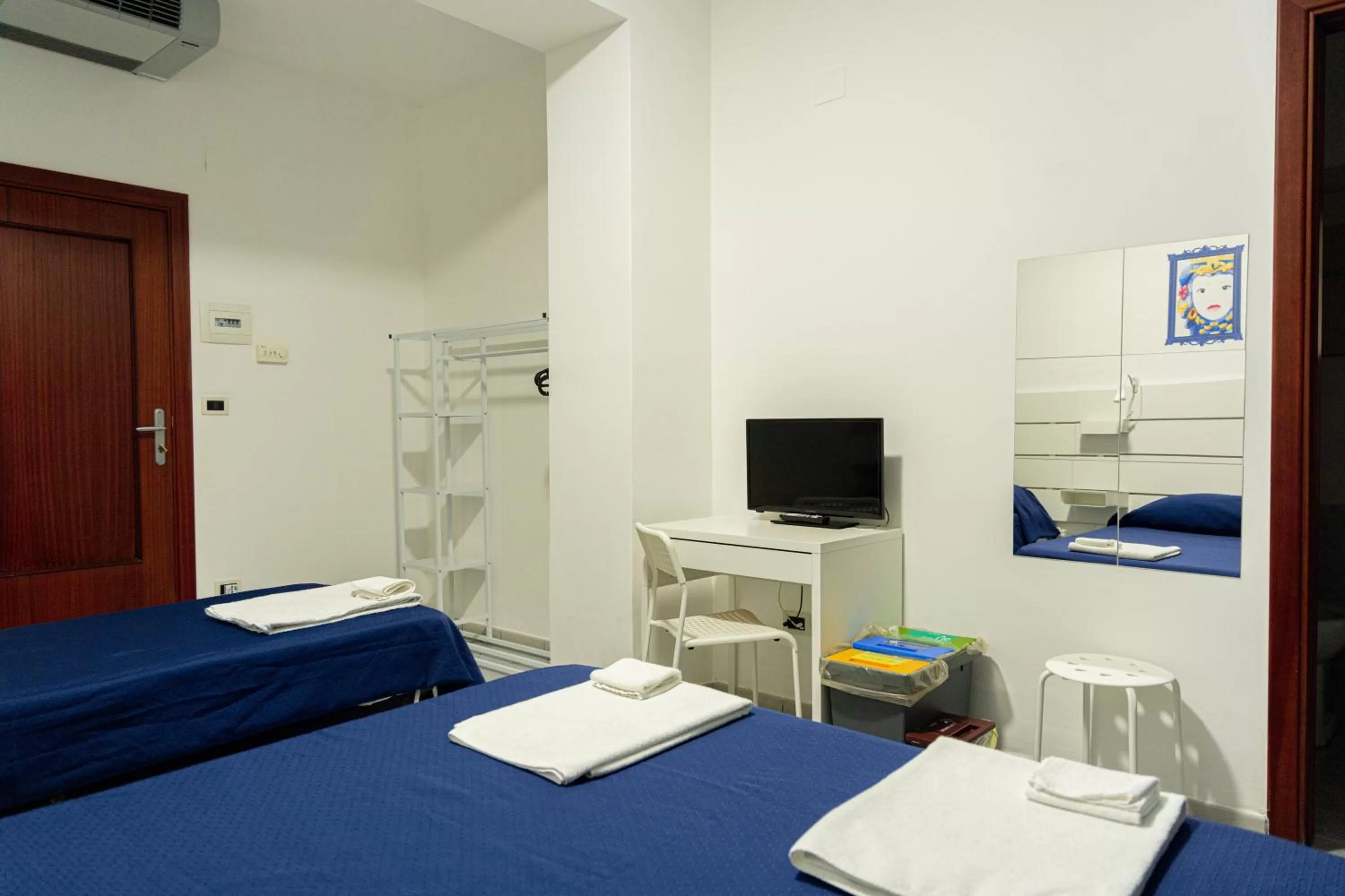 TV and multimedia, Bed in Morfeo B&B