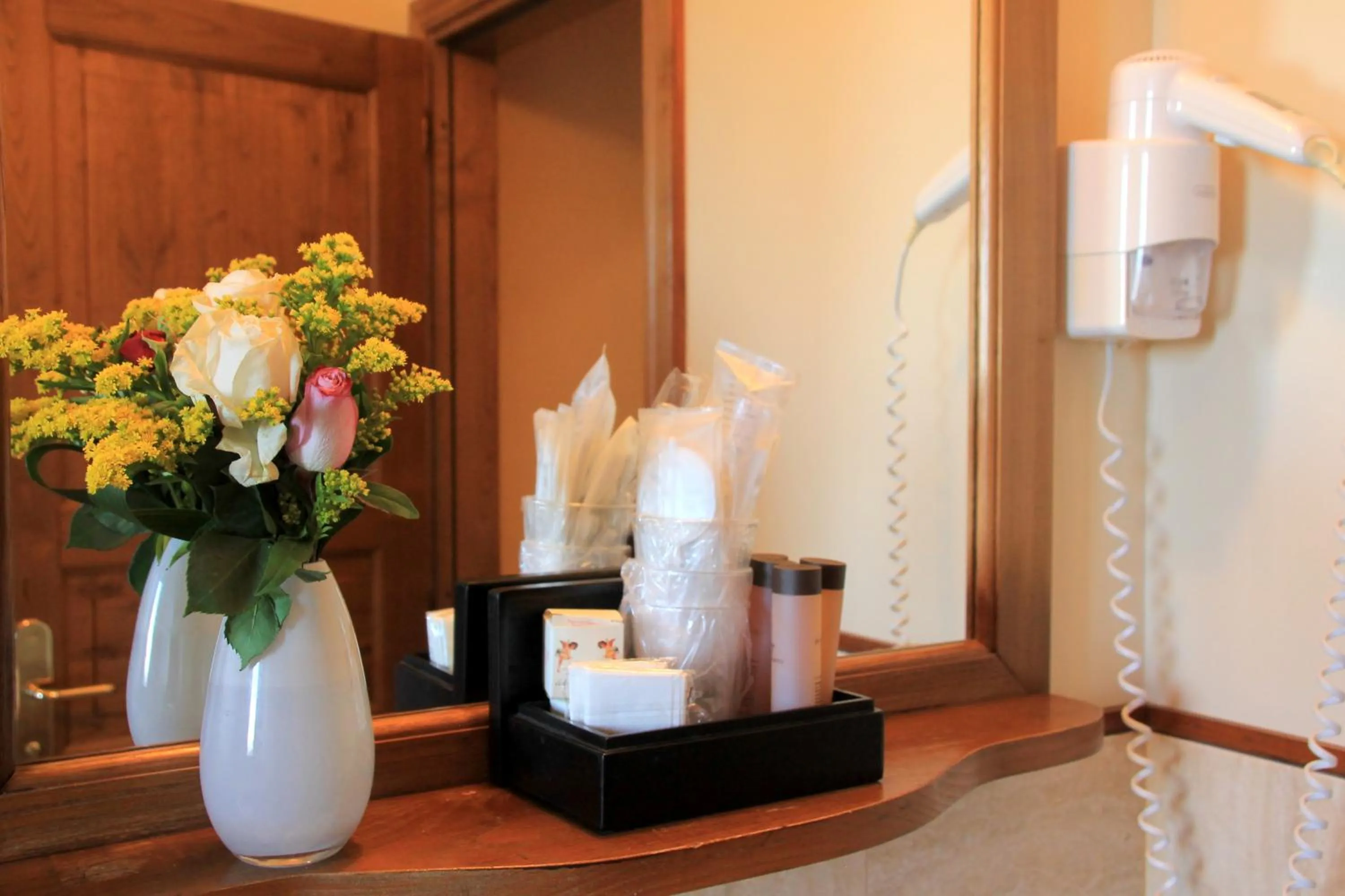 Bathroom in Hotel & Ristorante degli Angeli