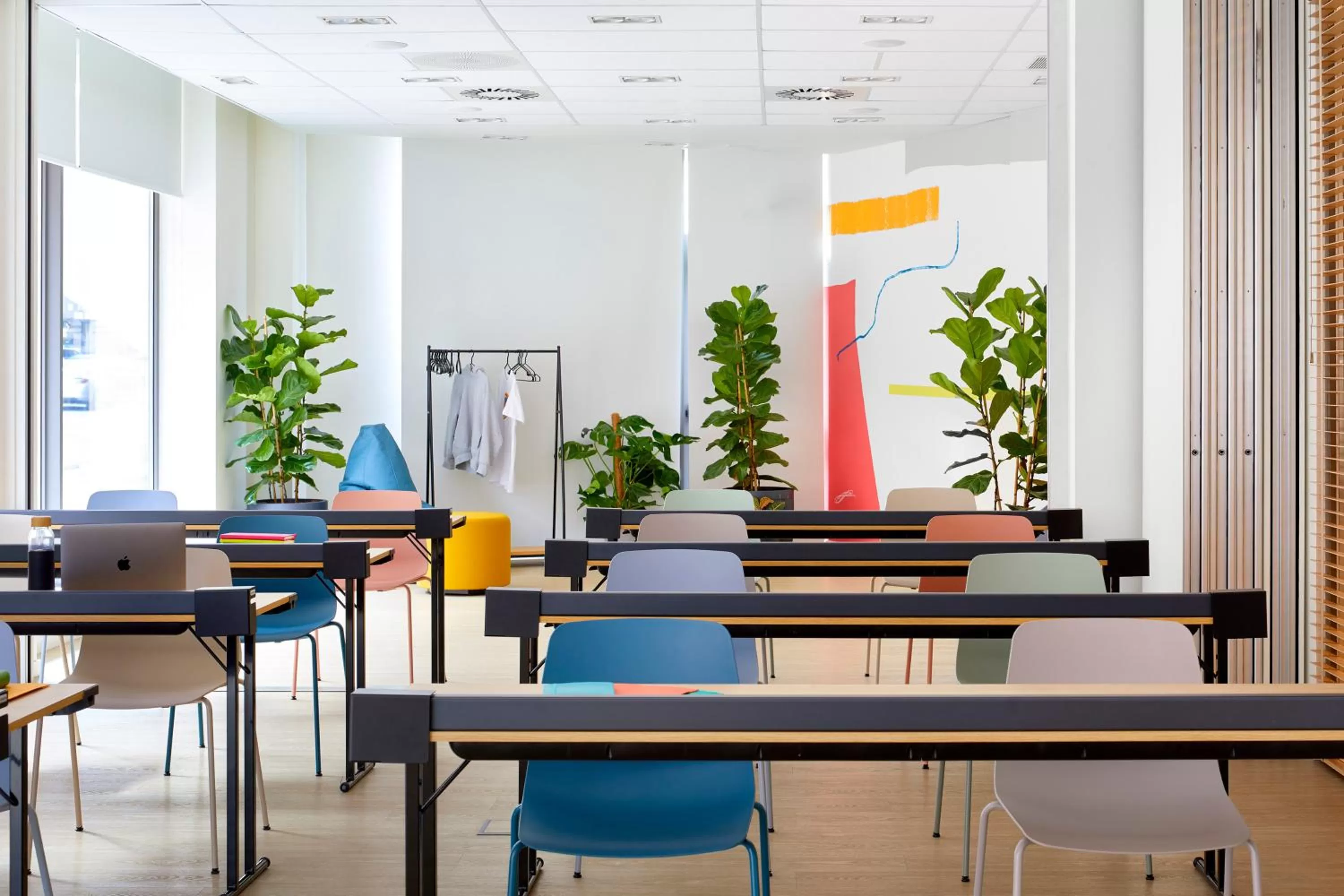 Meeting/conference room in INNSiDE by Meliá Zaragoza