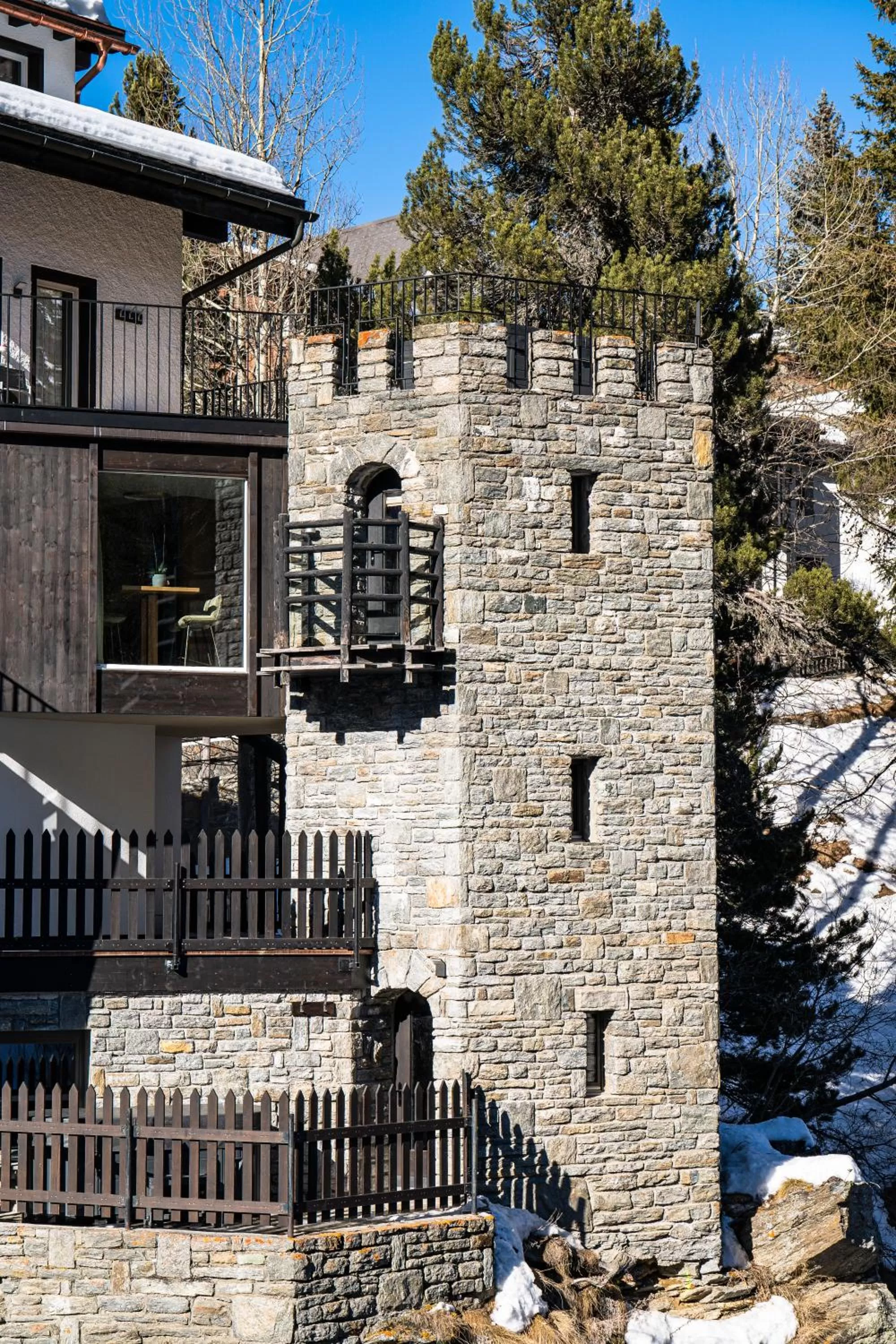 Property building in Boutique Hotel La Gorge