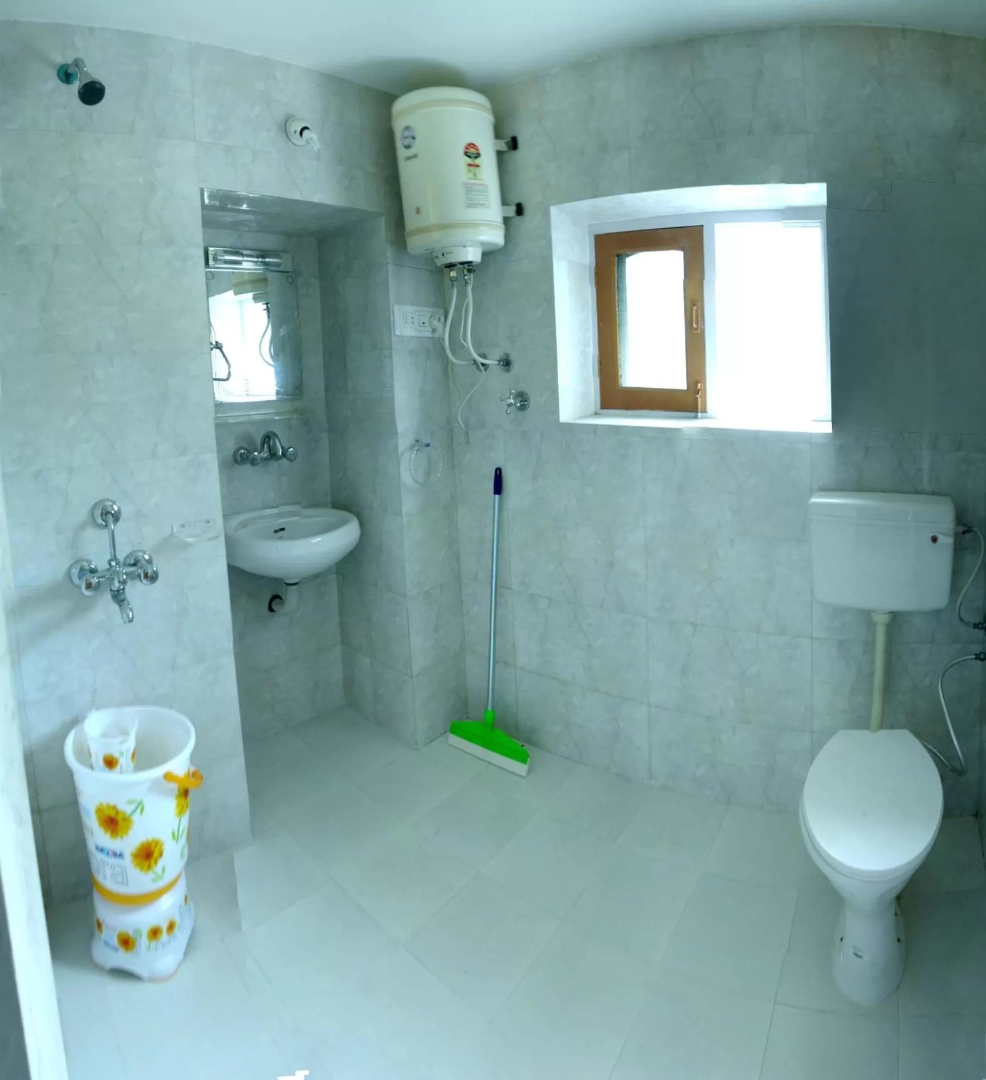 Bathroom in Ikraam Inn Bed & Breakfast