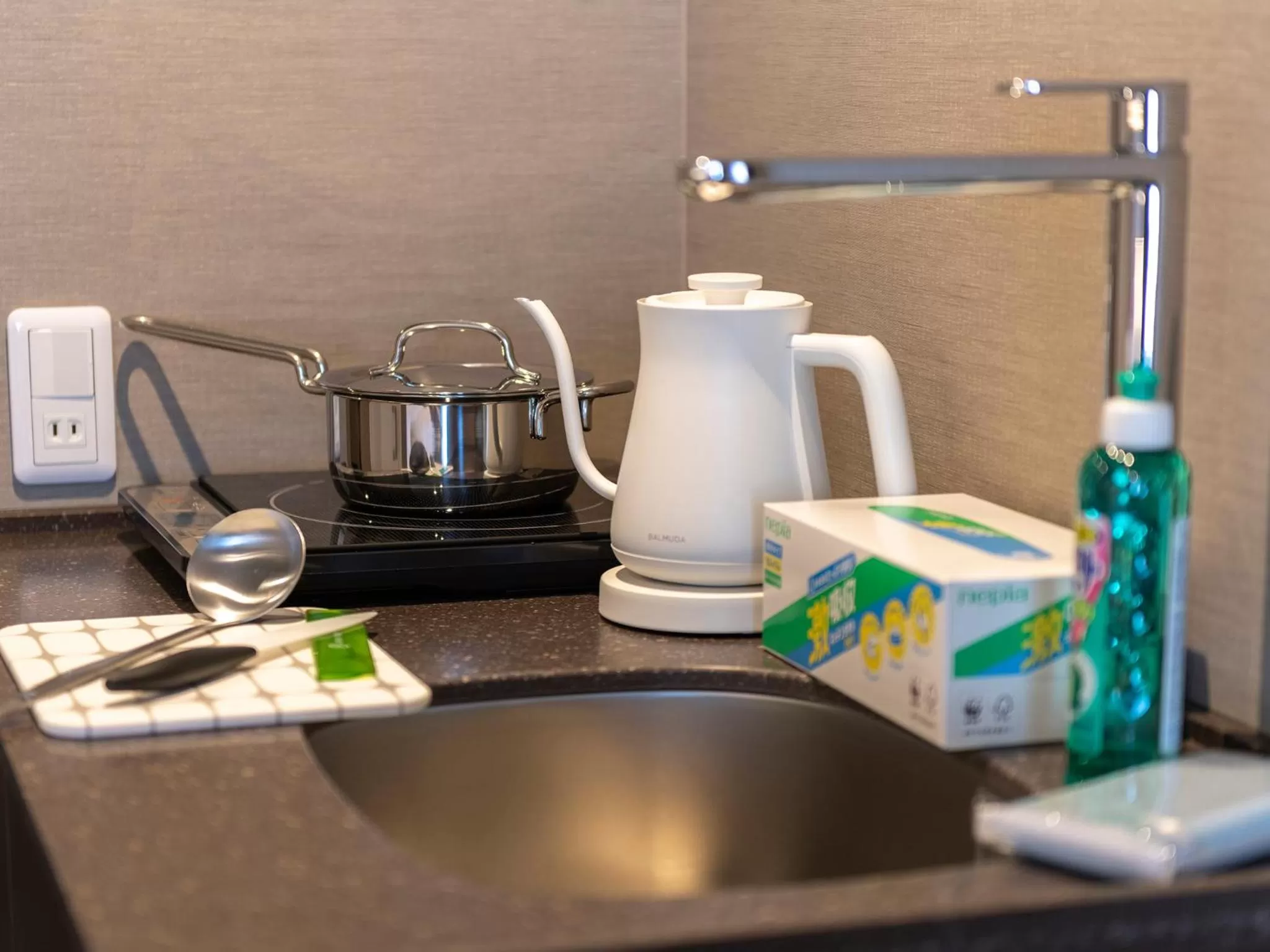 Kitchen or kitchenette in Tokyu Stay Kyoto Sakaiza Shijo Kawaramachi