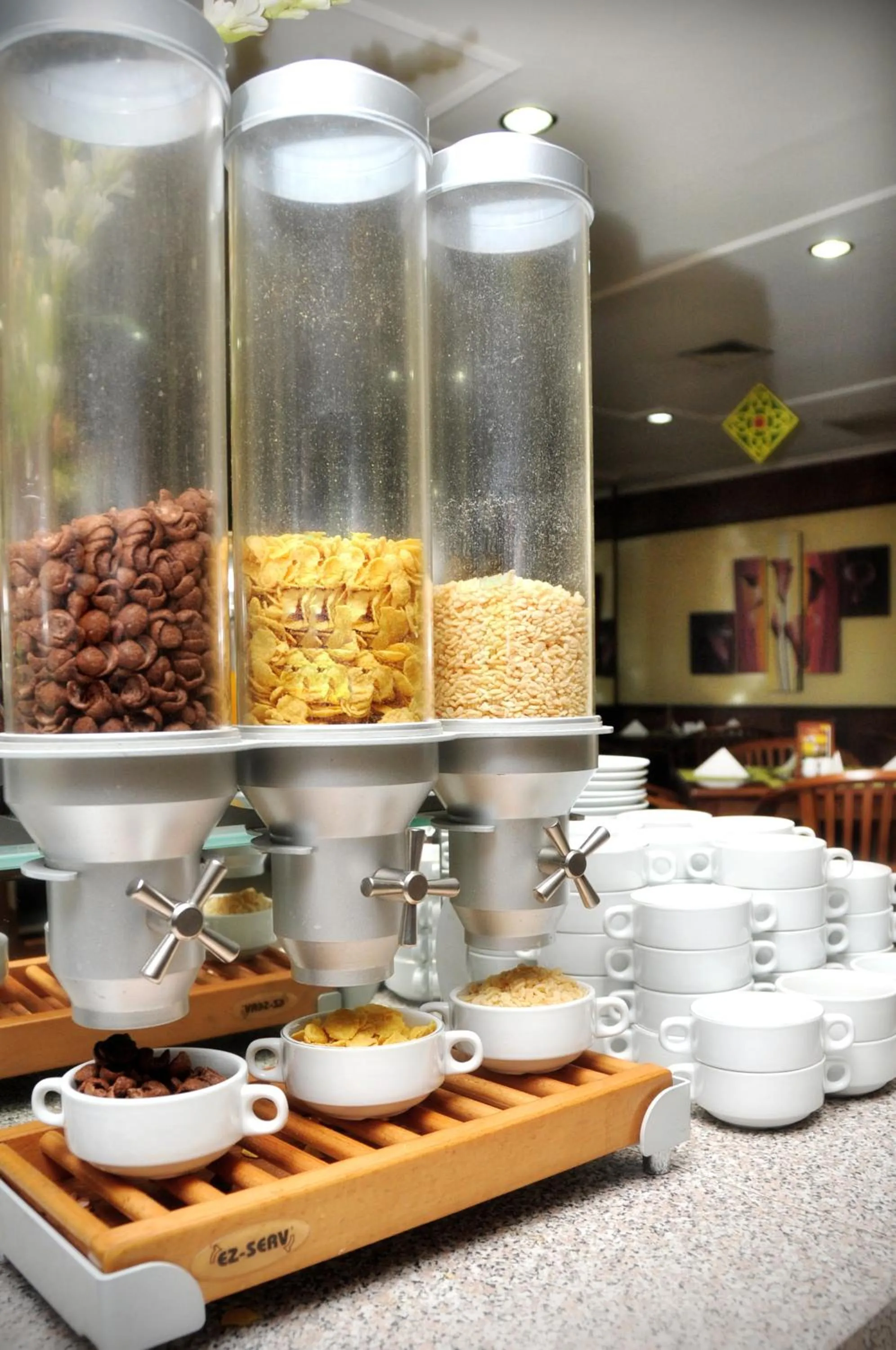 Restaurant/places to eat in Pandanaran Hotel