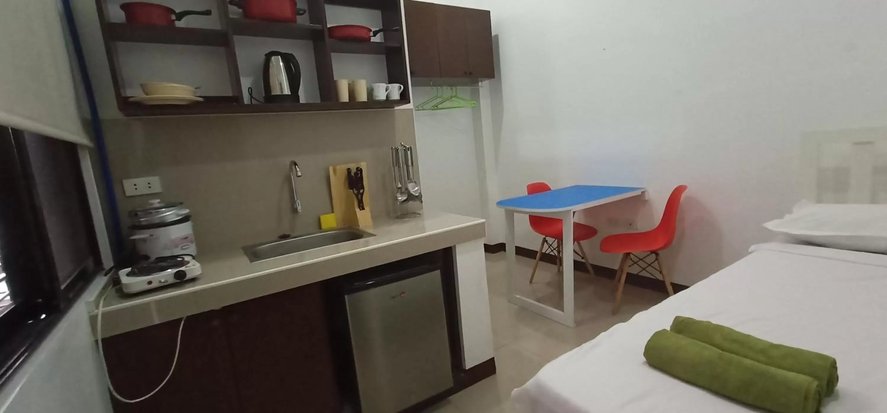 Bed in Clark-Pad Inn, Angeles City