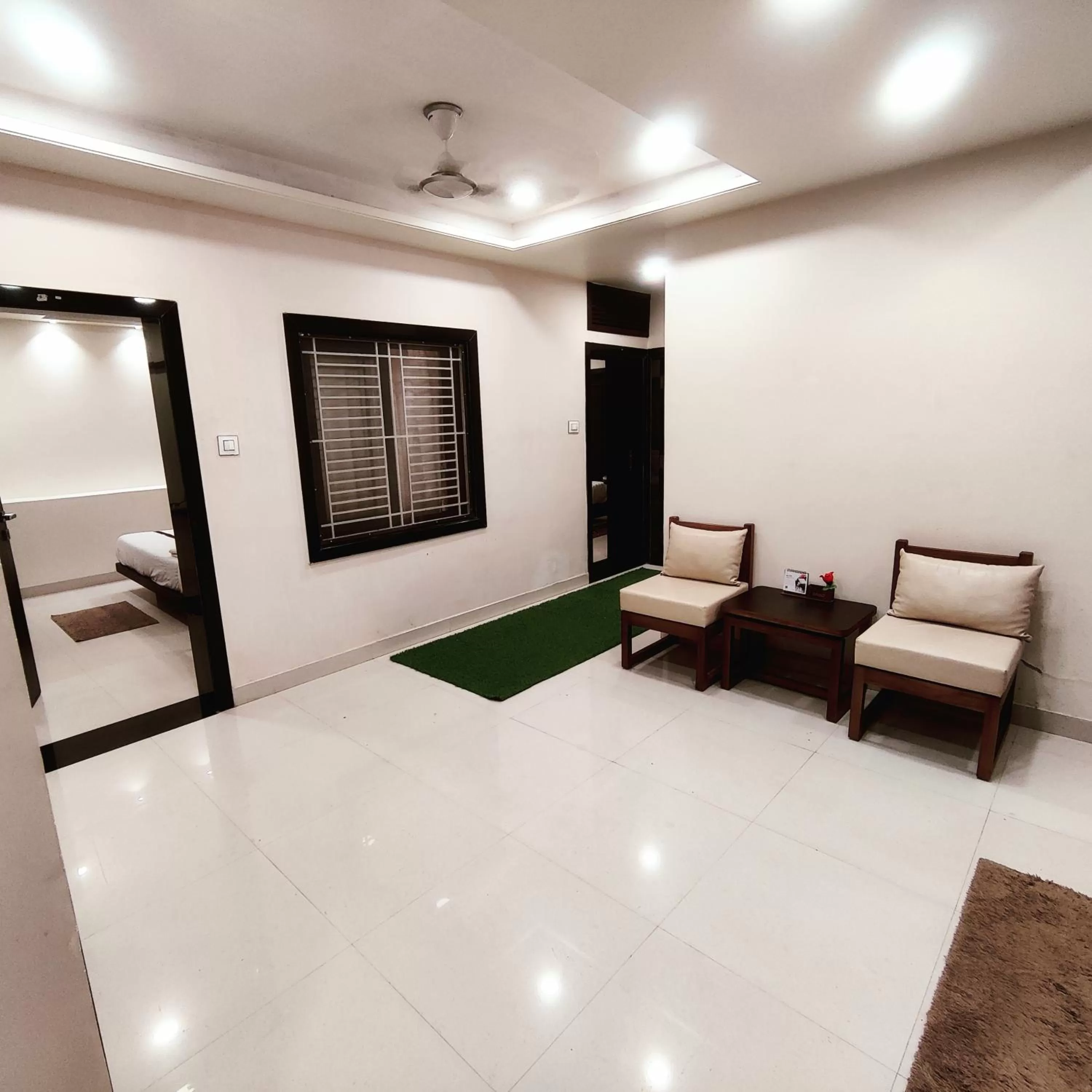 Seating area in Abu Inn, Mount Abu - The Luxury Boutique Stay