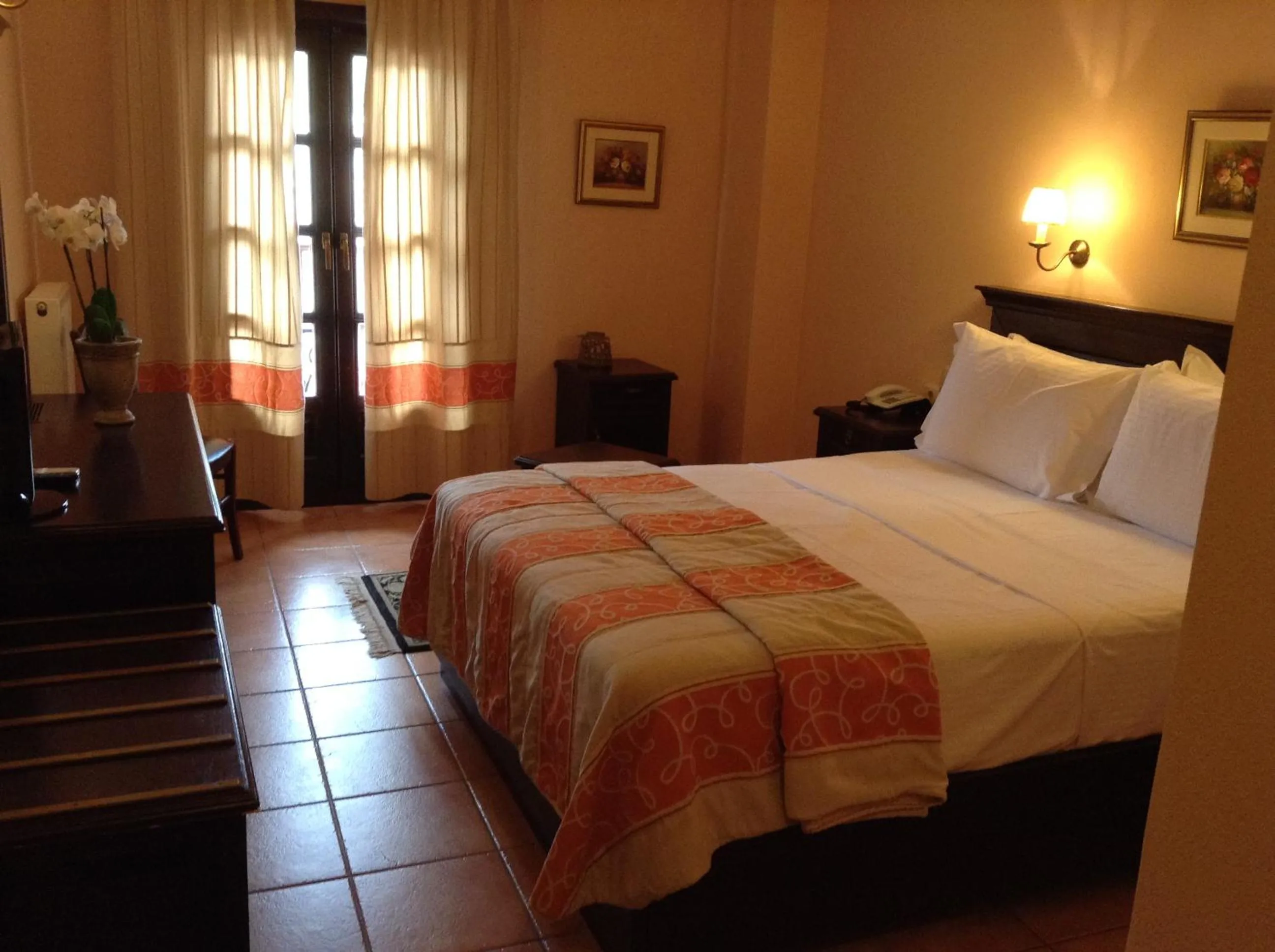 Standard Double or Twin Room in Hotel Doupiani House