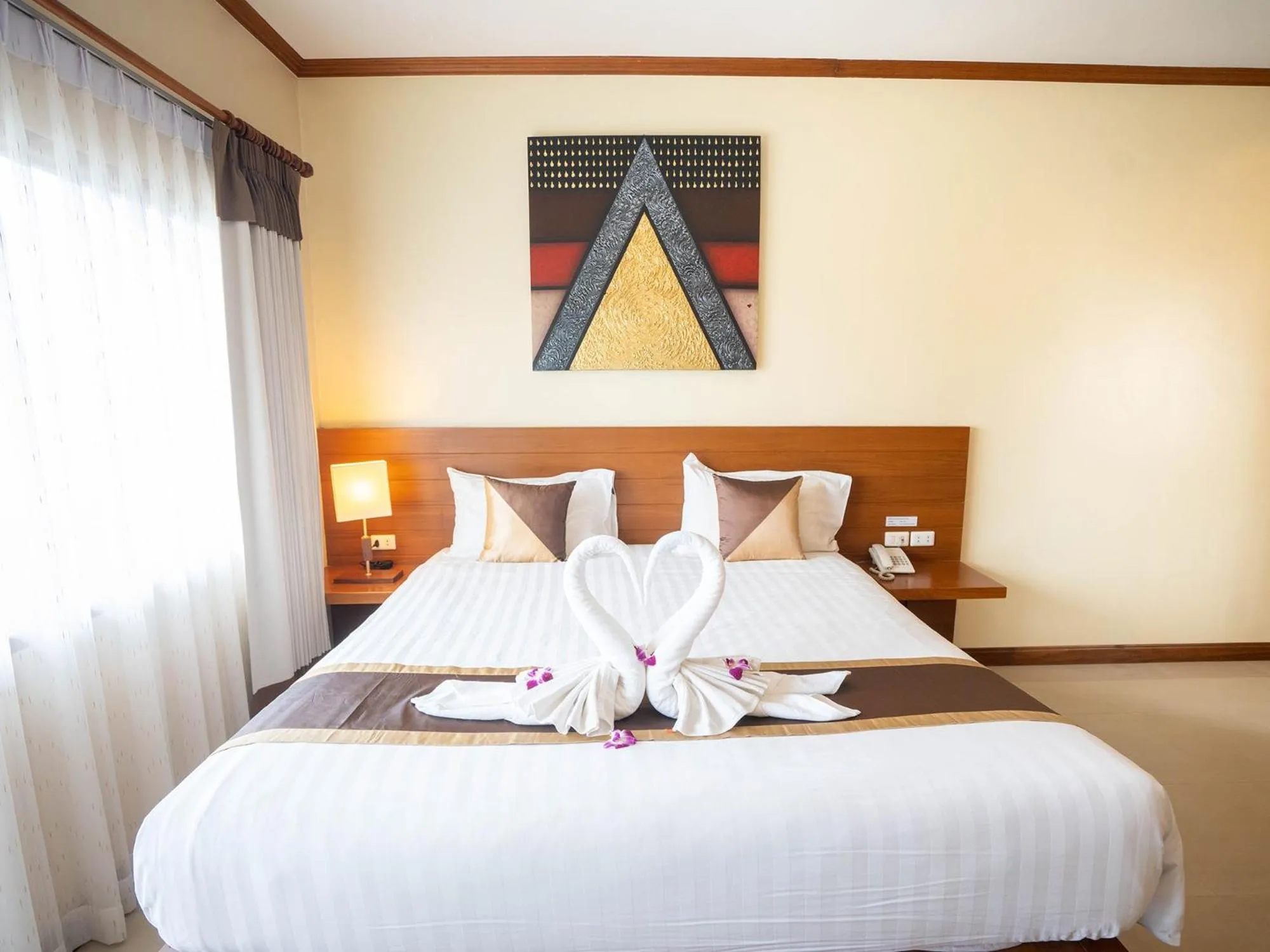 Bed in Baan Sailom Hotel Phuket - Sha Extra Plus