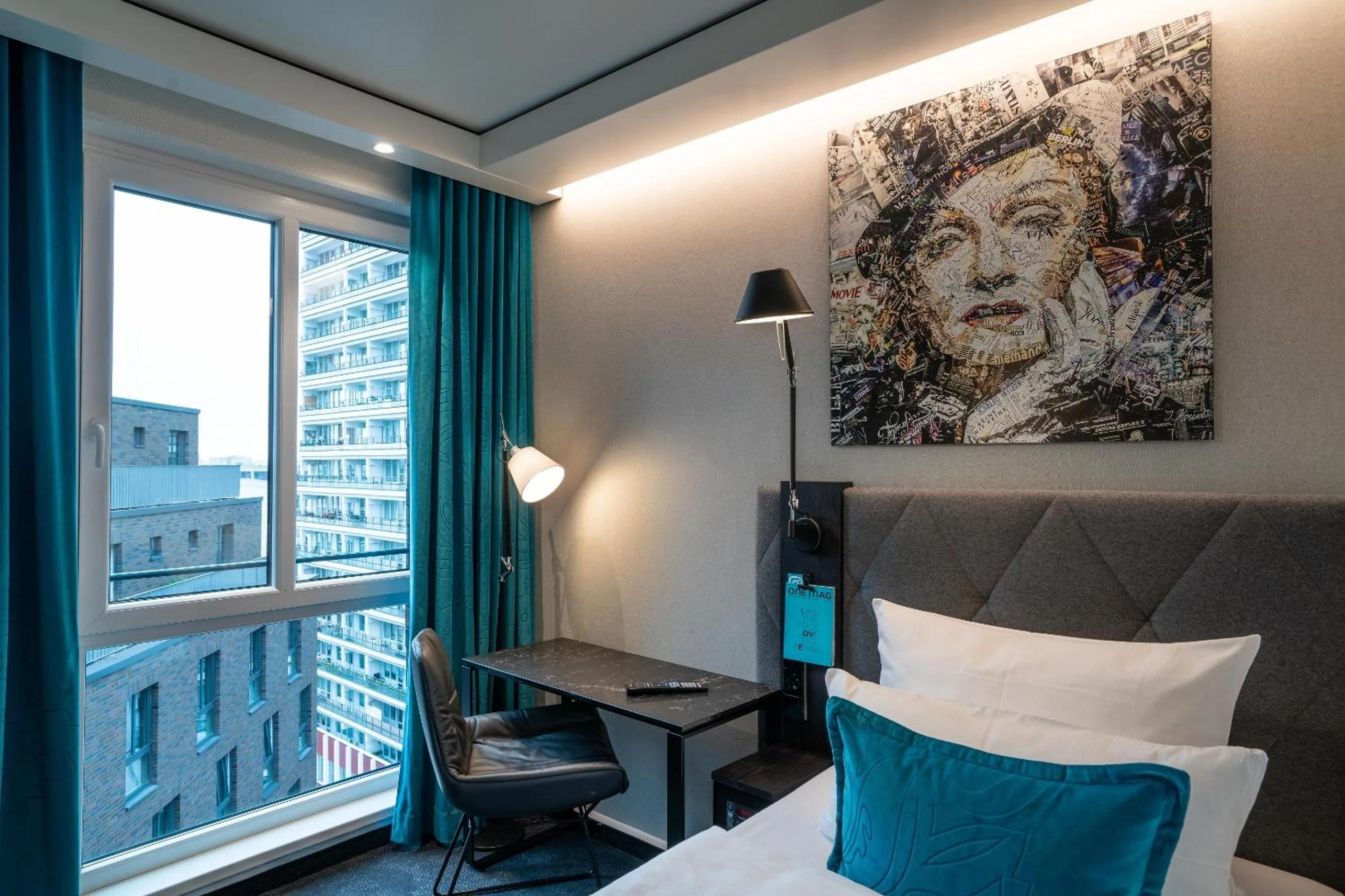 Photo of the whole room, Bed in Motel One Berlin-Spittelmarkt