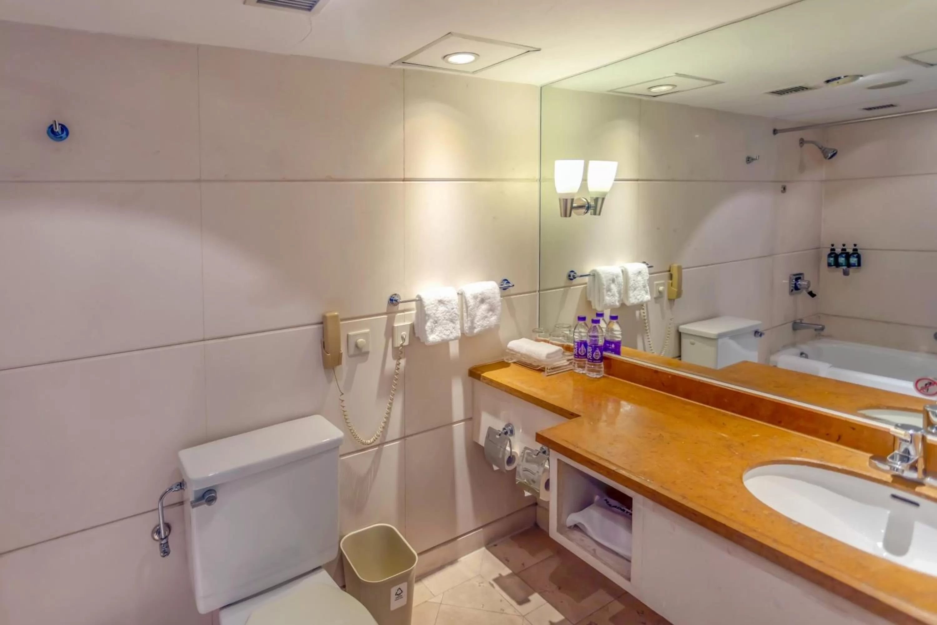 Guo Ji Yi Yuan Hotel