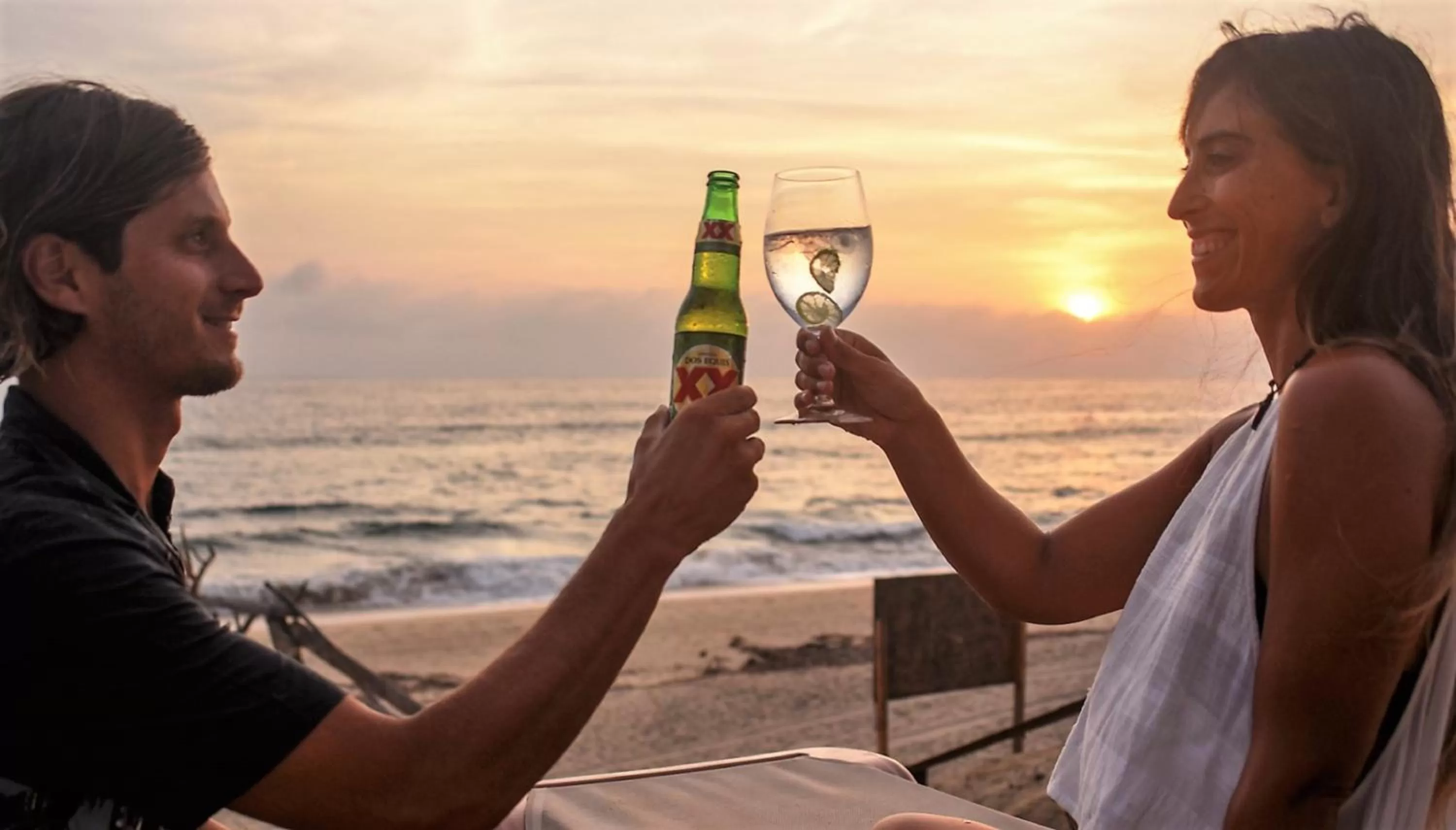 Food and drinks in Cerritos Beach Inn