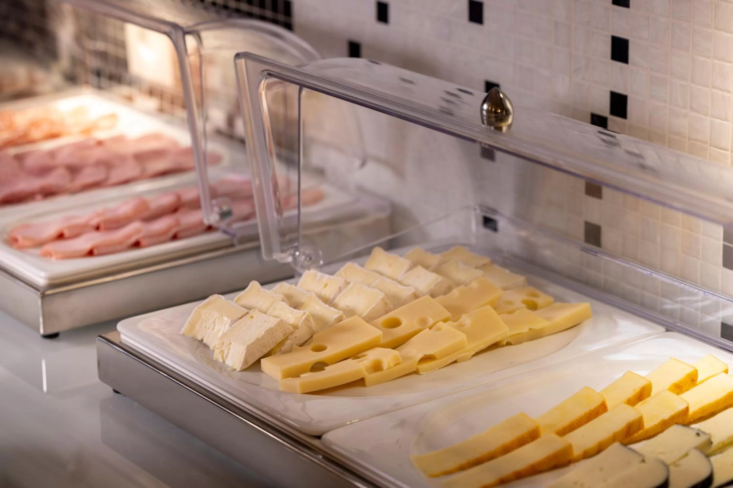 Breakfast in Hotel Duminy-Vendome