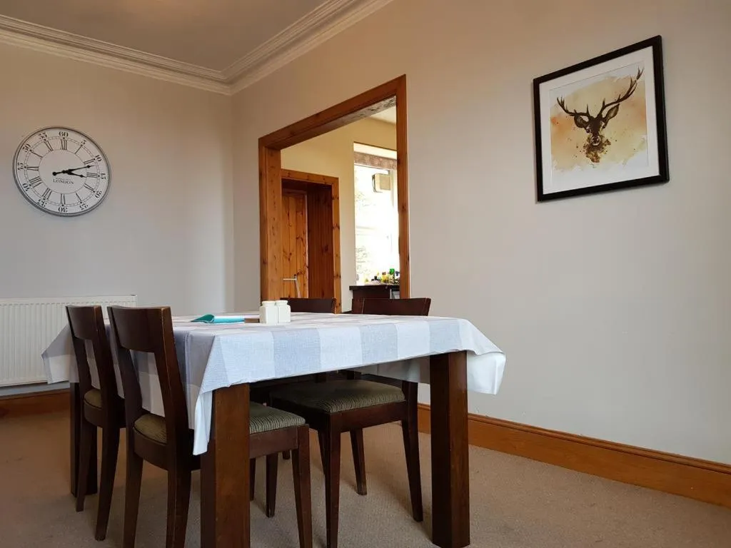 Dining area in House by the Harbour - NC500 Route