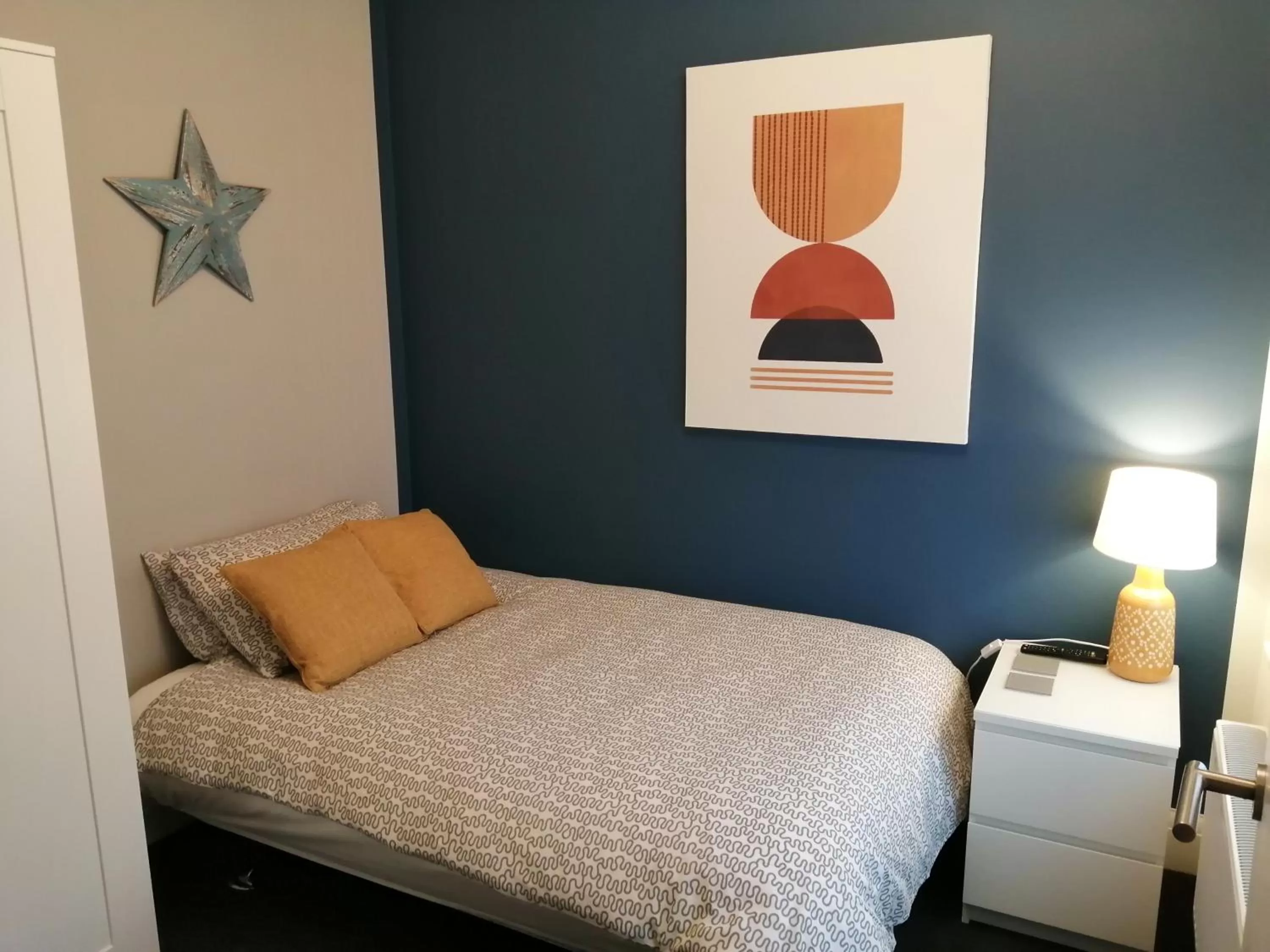 Bed in Lazy Days B&B