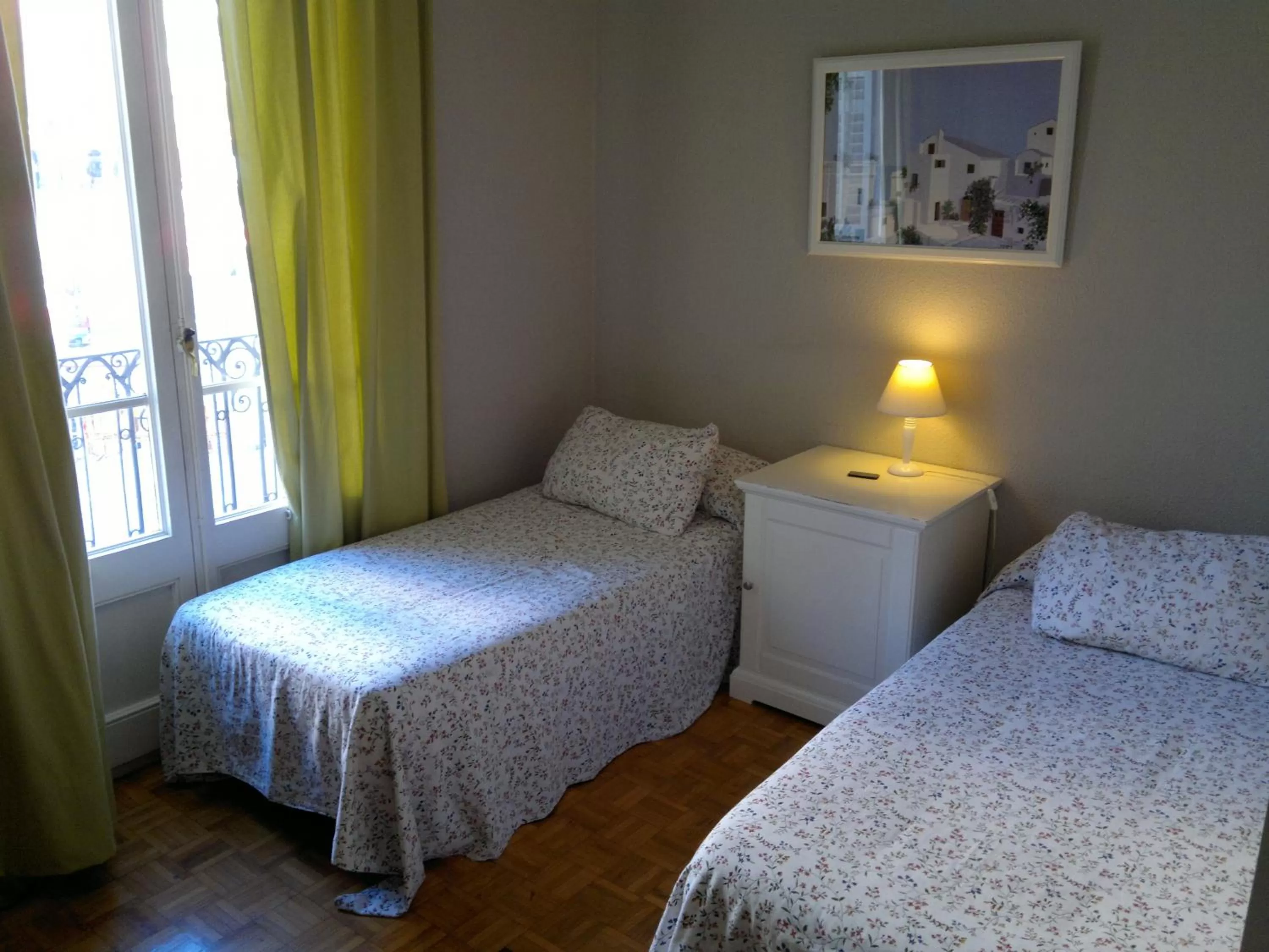 Bed in Ally's Bed&Breakfast,